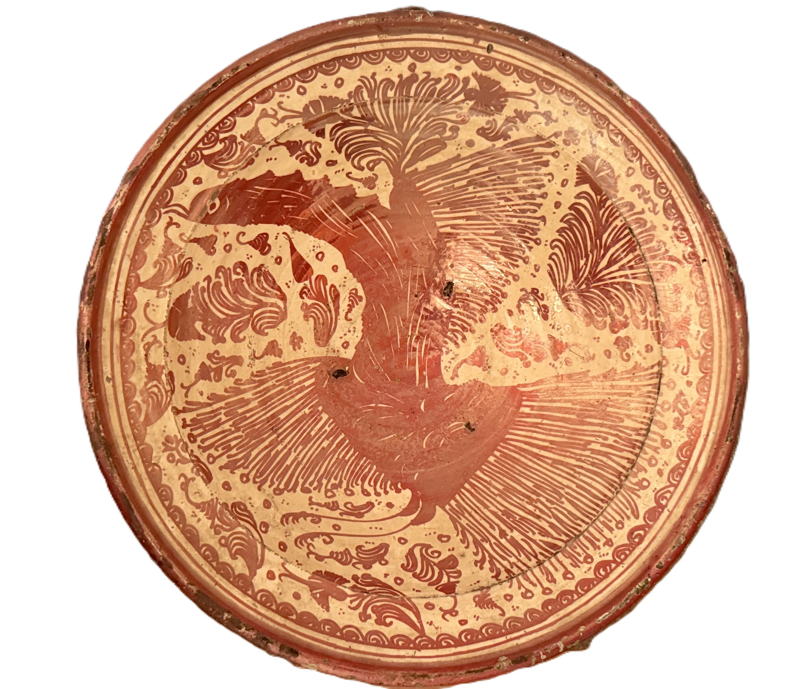 Lote 115- Importante plato hondo Manisero hispano-morisco de loza con lustre metalico. Siglo XVII - 1000/1200 eur.