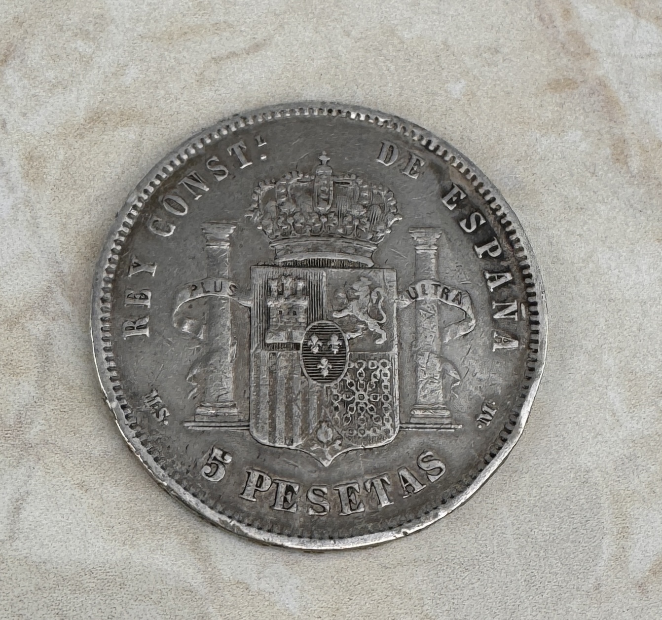 Lote 65- ALFONSO XII- Moneda de plata de 5 pesetas 1885 50/60 eur.