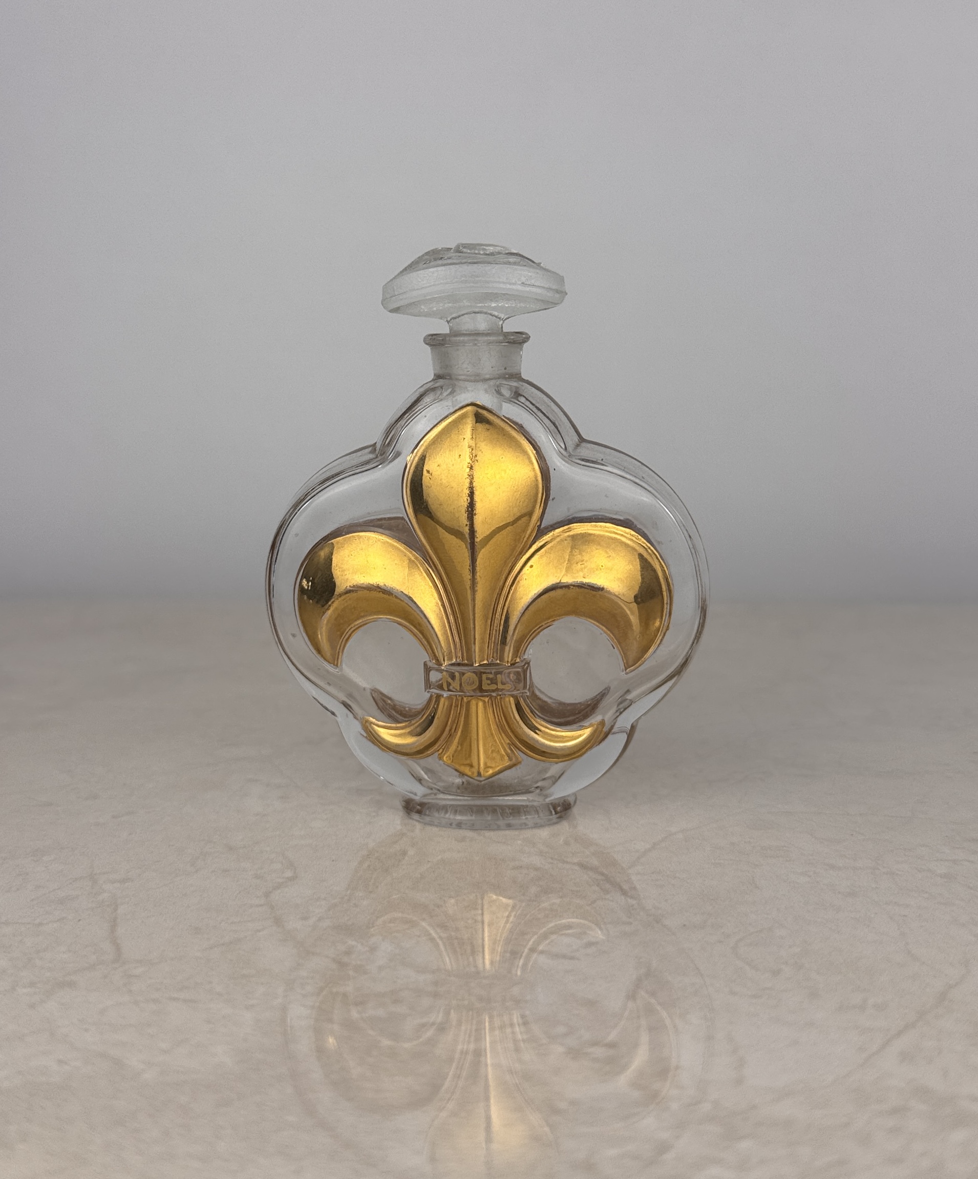 Lote 148- Frasco de perfume "Noël" - Caron, Francia, ca.1950-1960. 55eur.