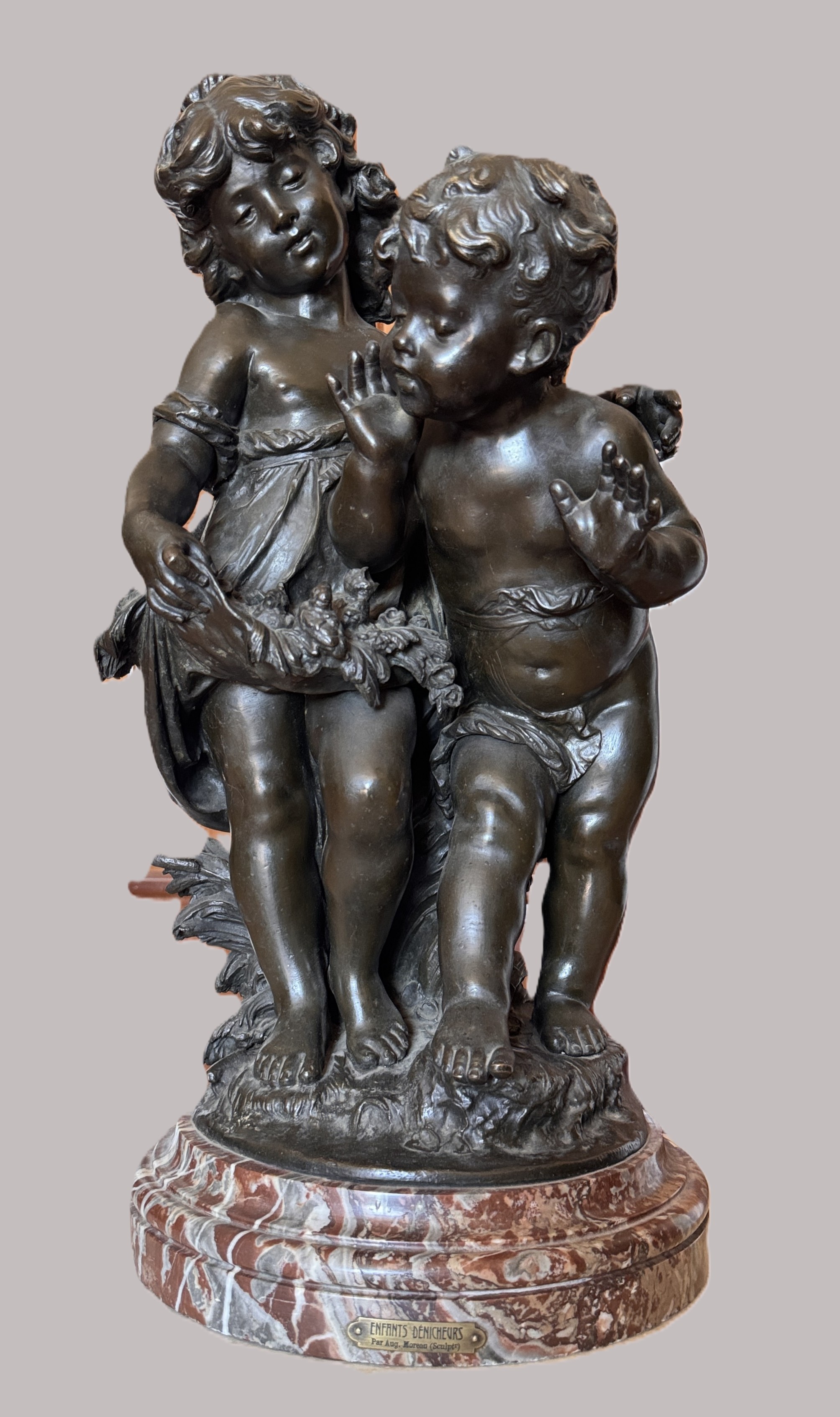 Lote 152- MOREAU Auguste (1855/1919). Importante grupo escultórico en bronce. 5000eur.