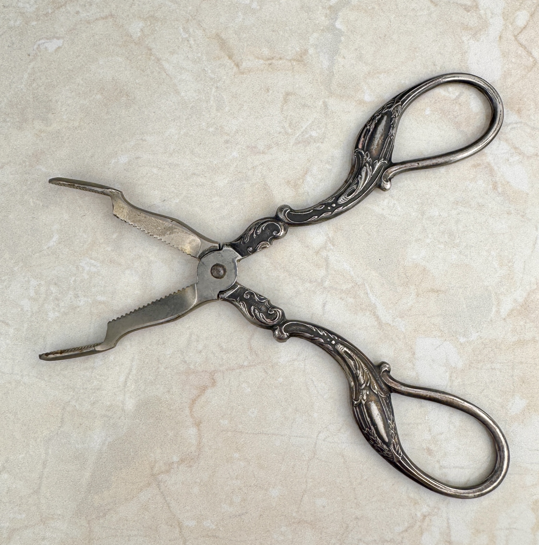 LOTE 29- Tijeras o pinzas para romper azúcar - 20/25 eur.