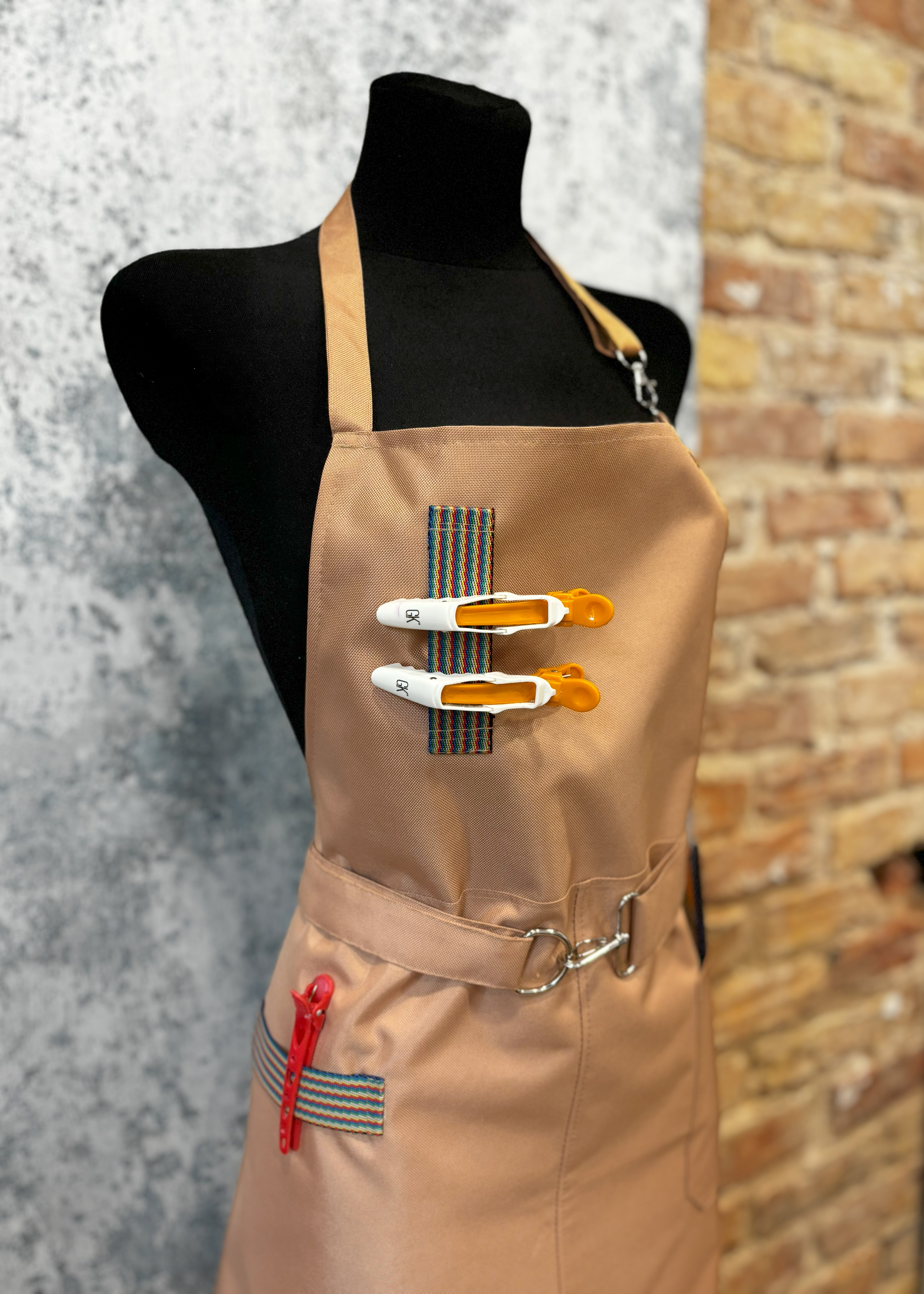 Darba priekšauts ar kabatām