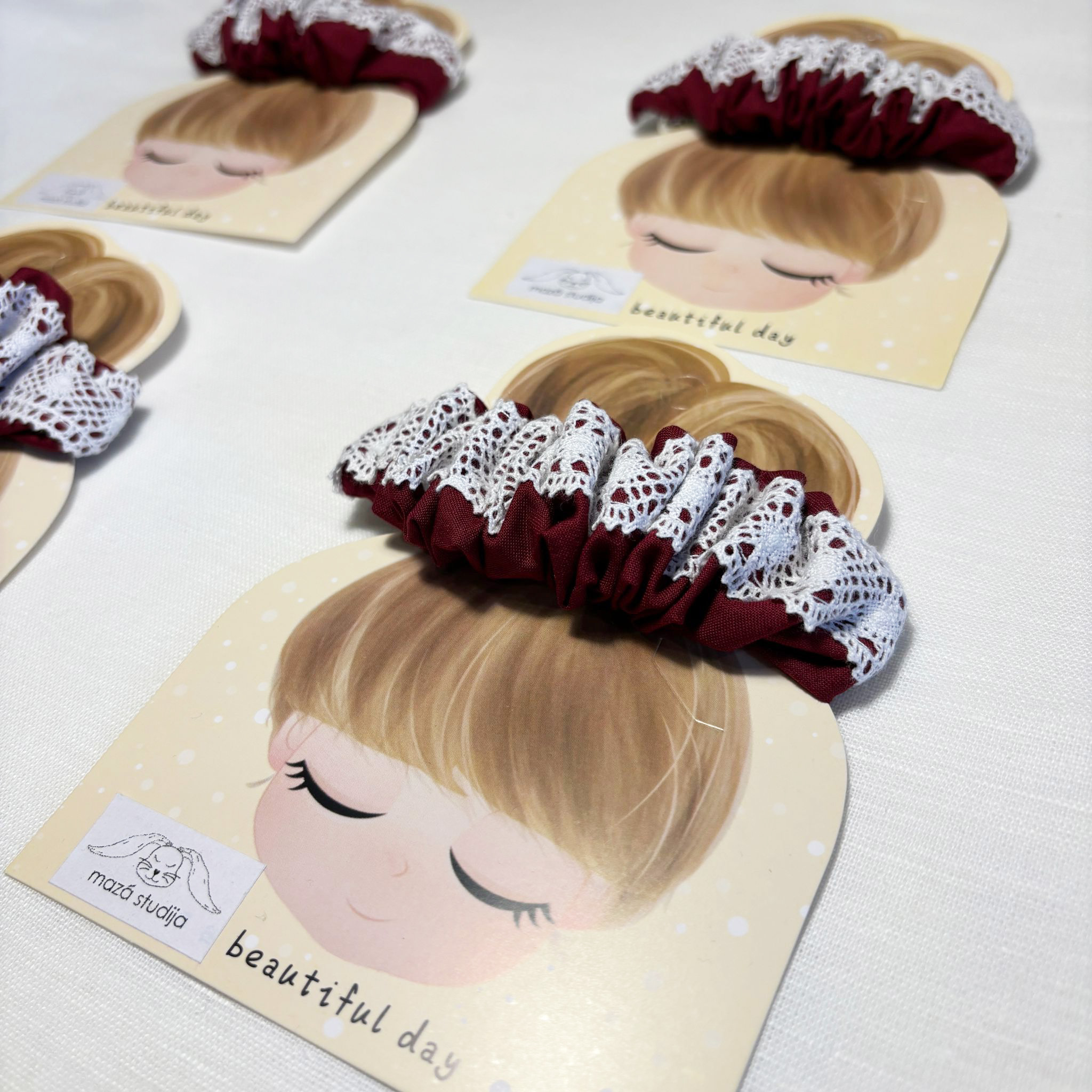 Latviska stila kokvilnas matu sprādze