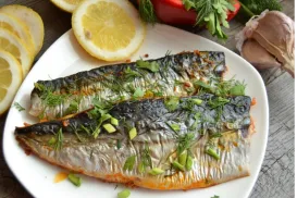 Скумбрія запечена