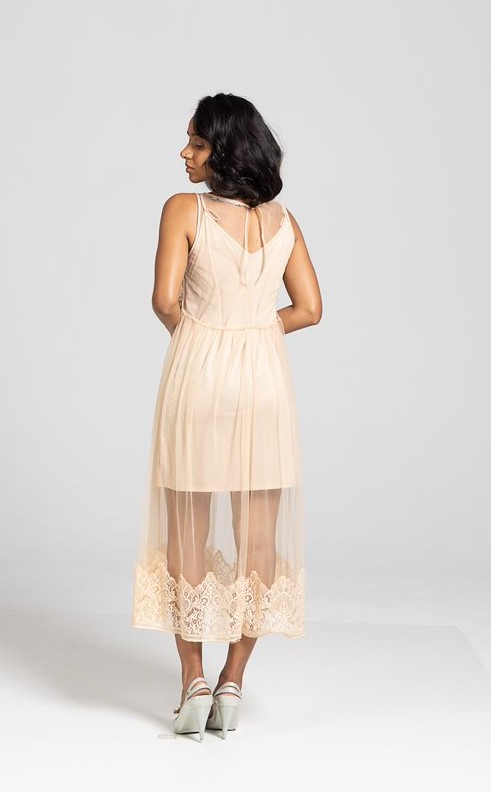 Vestido Rosa Rendado