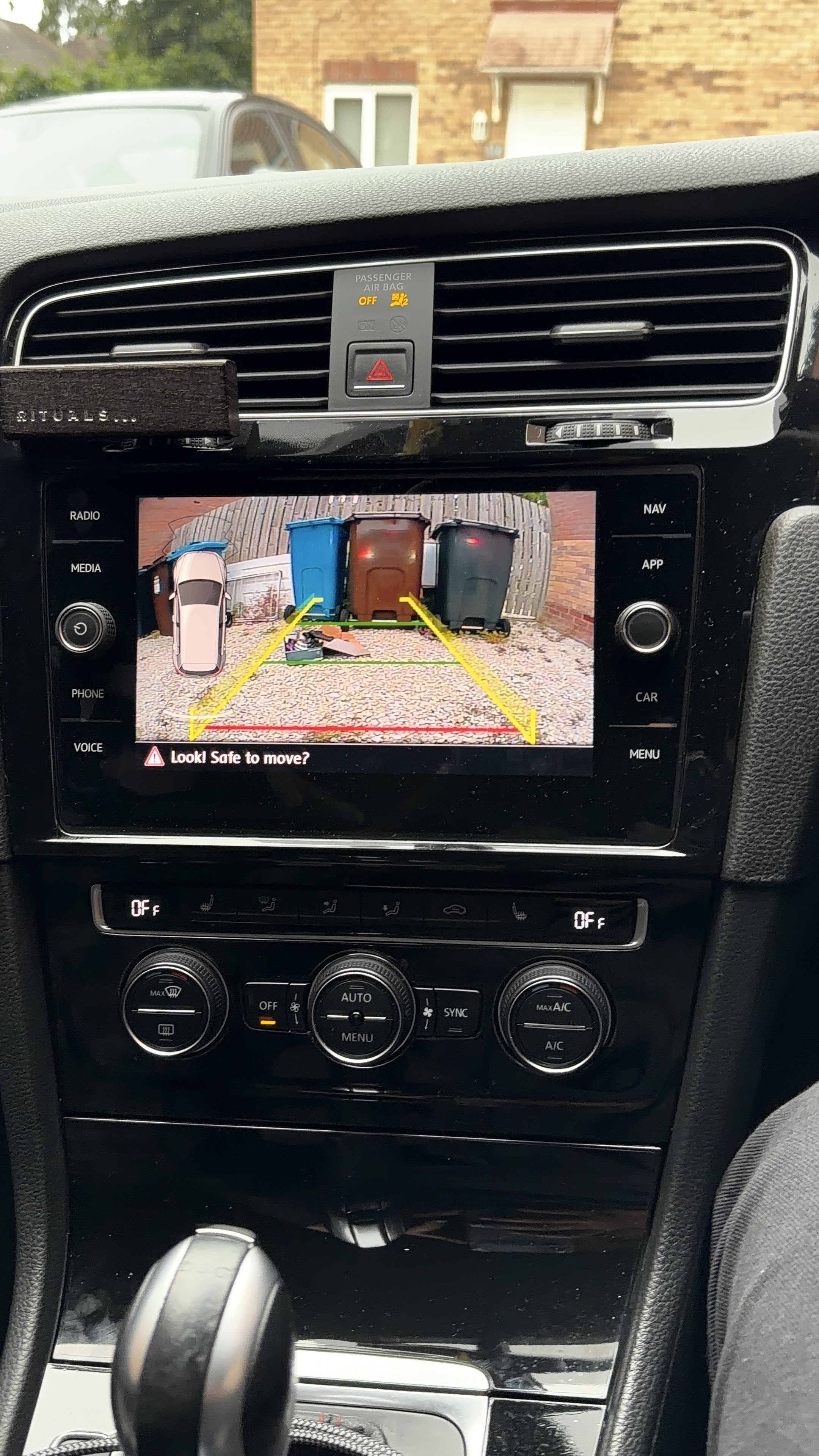 VW Golf MK7/MK7.5 Reverse Cameras Retrofit  + Callout to Sheffield