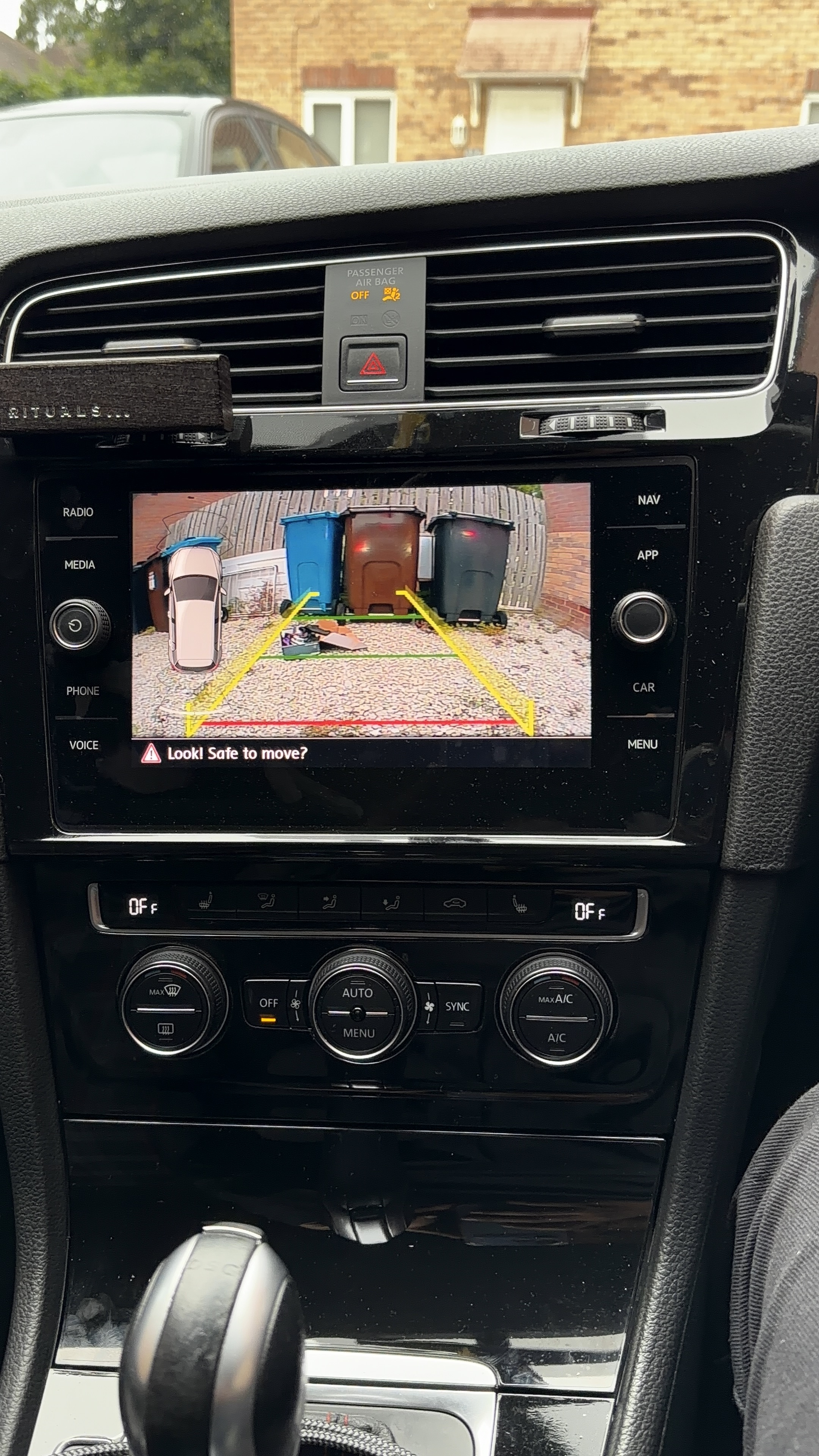 VW Golf MK7/MK7.5 Reverse Cameras Retrofit  + Callout to Sheffield