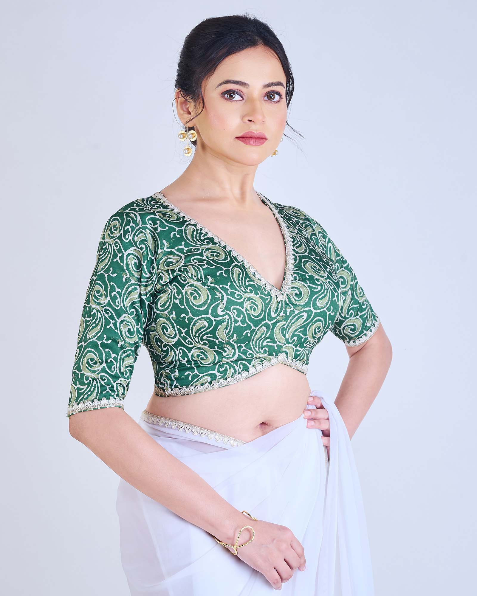 OLIVE / DARKGREEN WITH WHITE PAISLEY