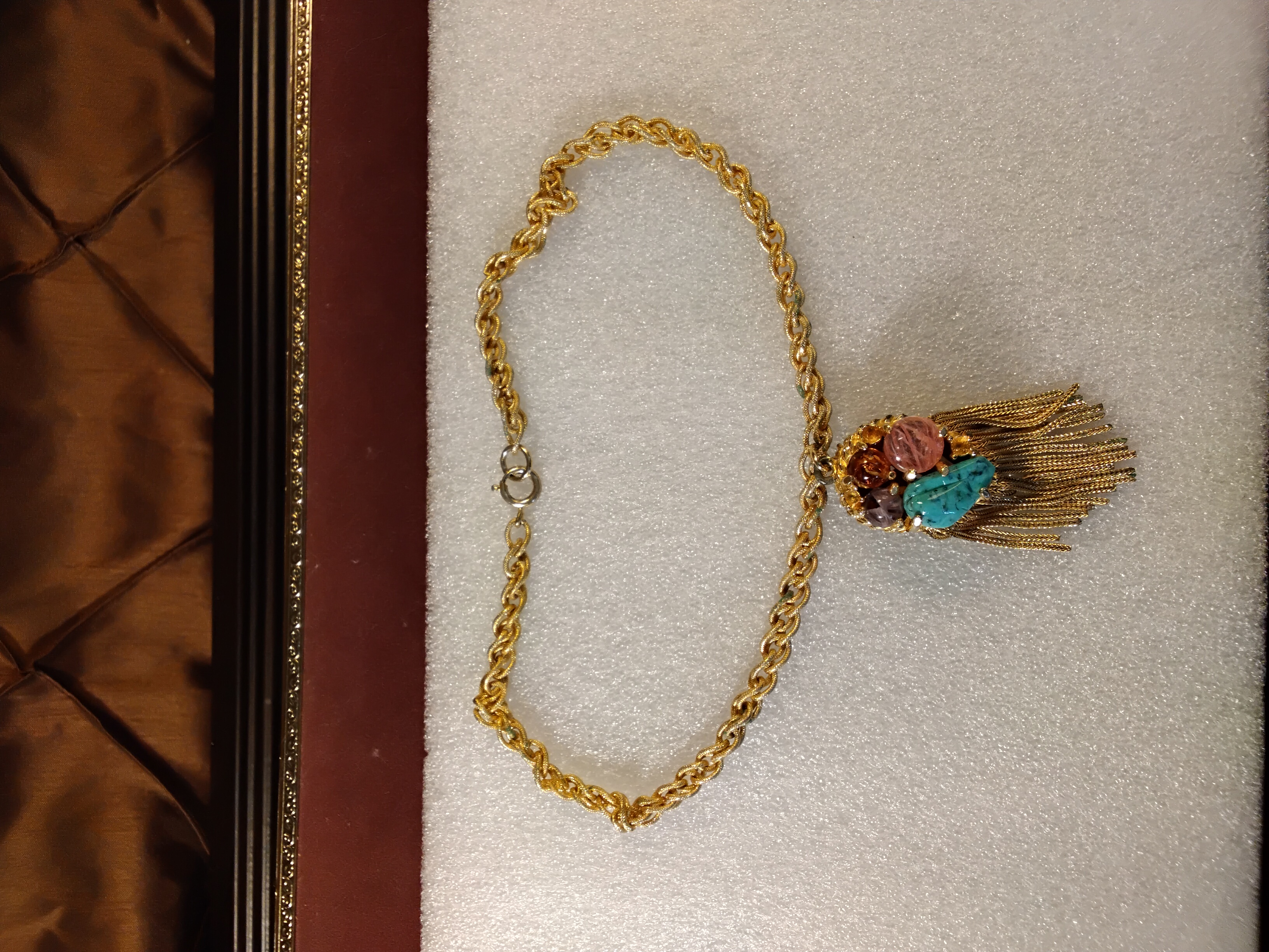 Vintage Costume Jewelry - Gold & Precious Stones Design 