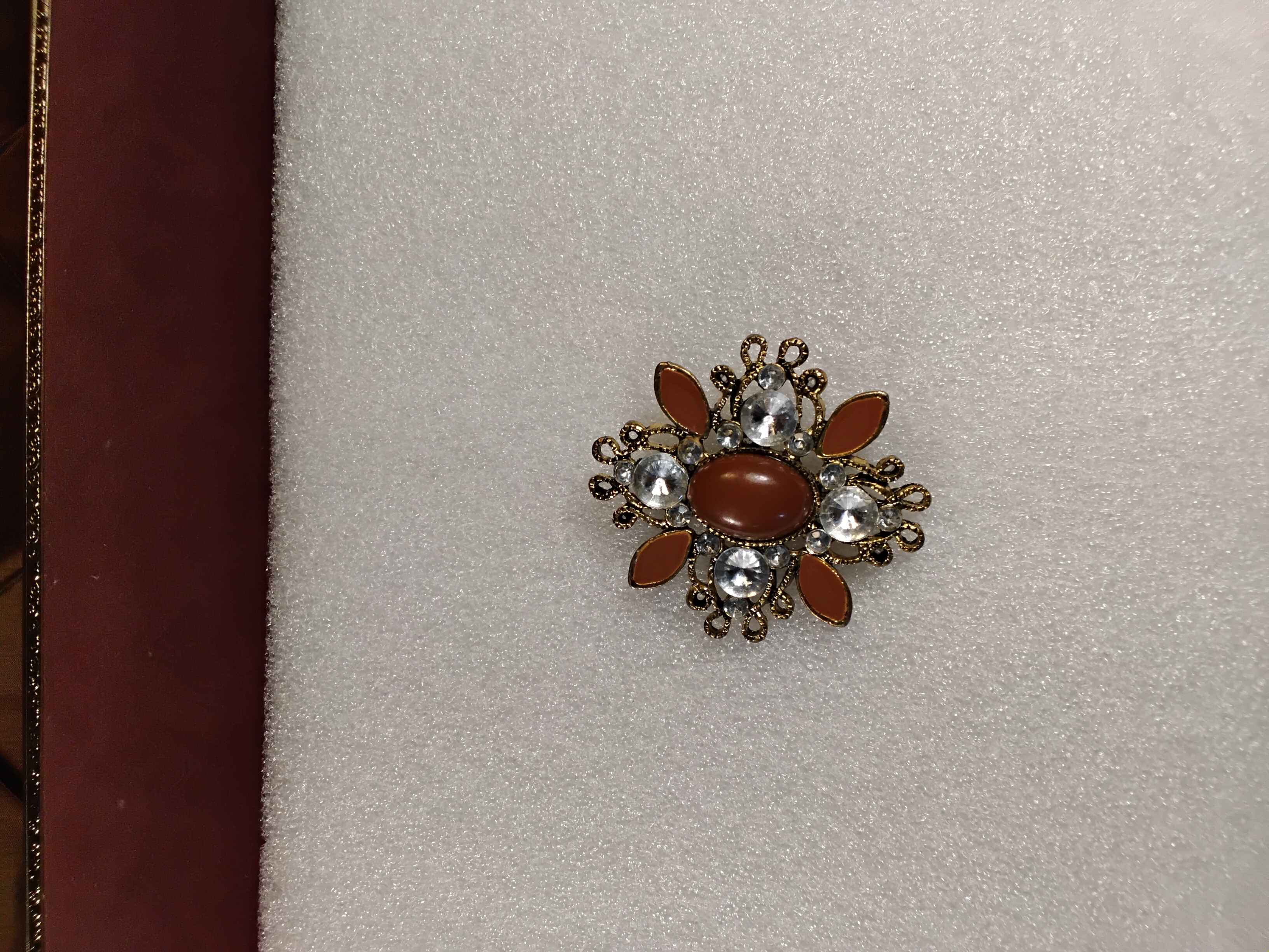  Victorian Revival Starburst Brooch – Antique Gold Tone