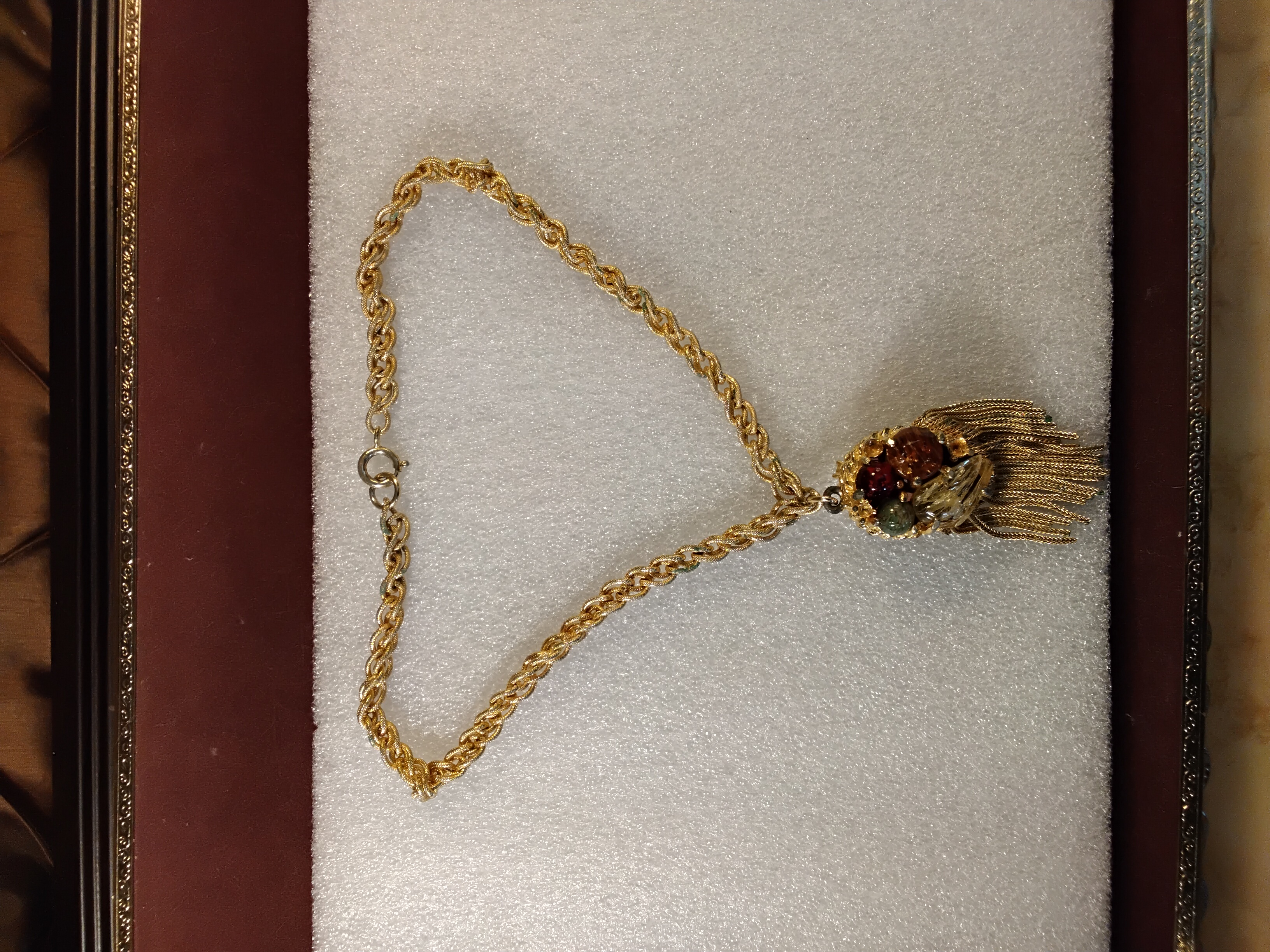 Vintage Costume Jewelry - Gold & Precious Stones Design 