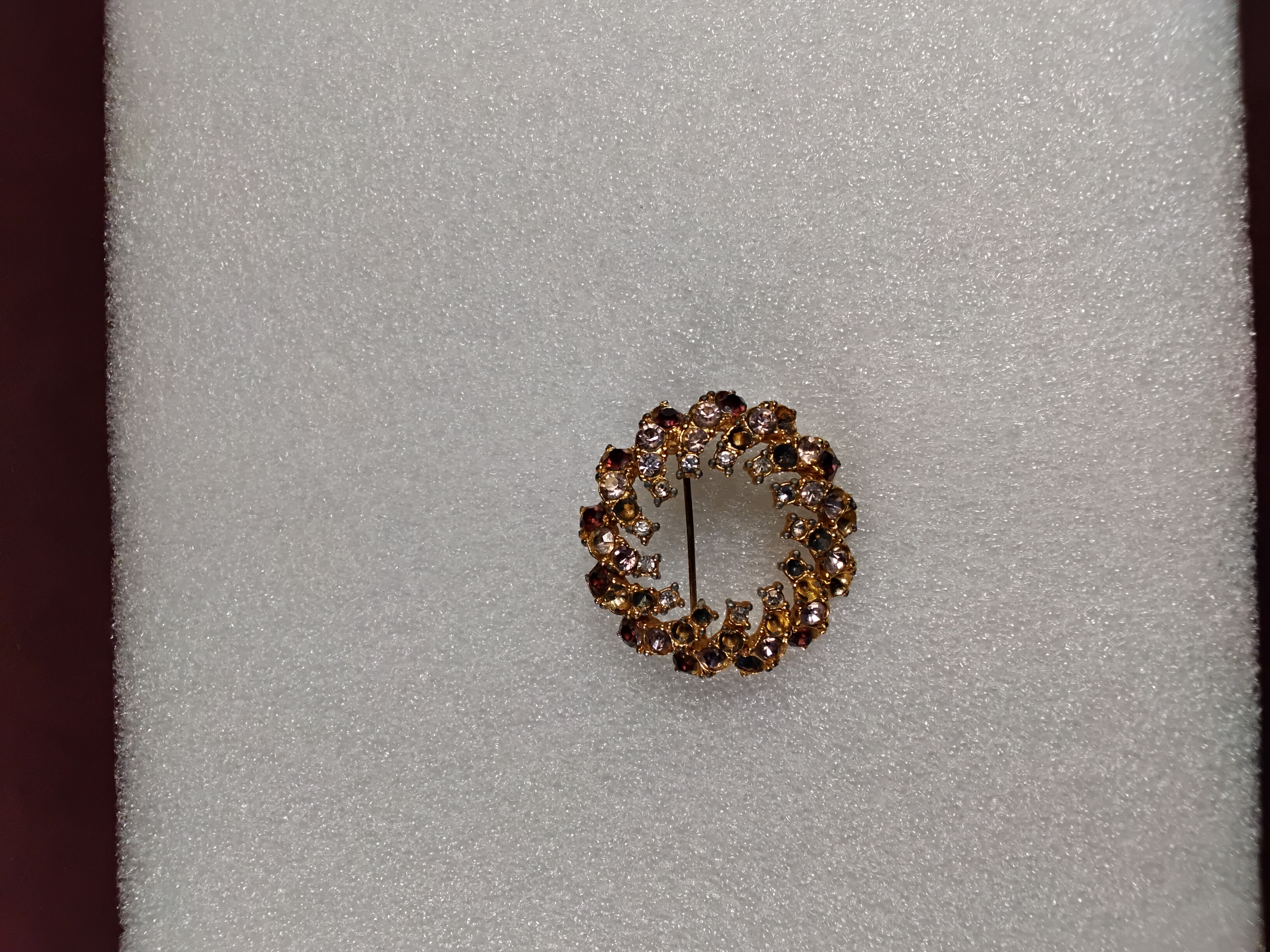 Gold Reef Design Brooch 