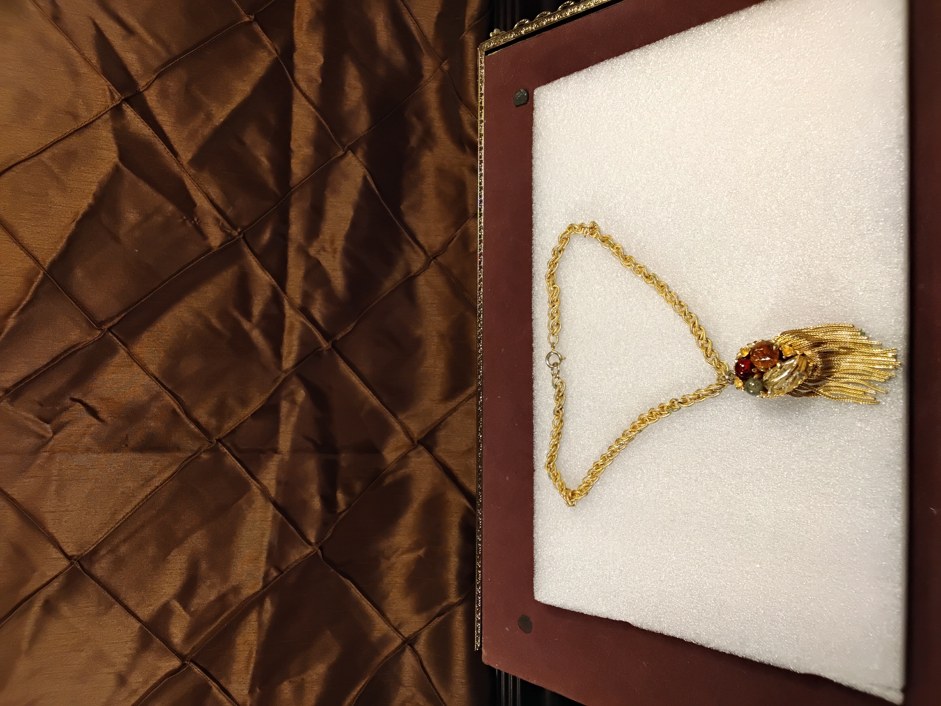Vintage Costume Jewelry - Gold & Precious Stones Design 