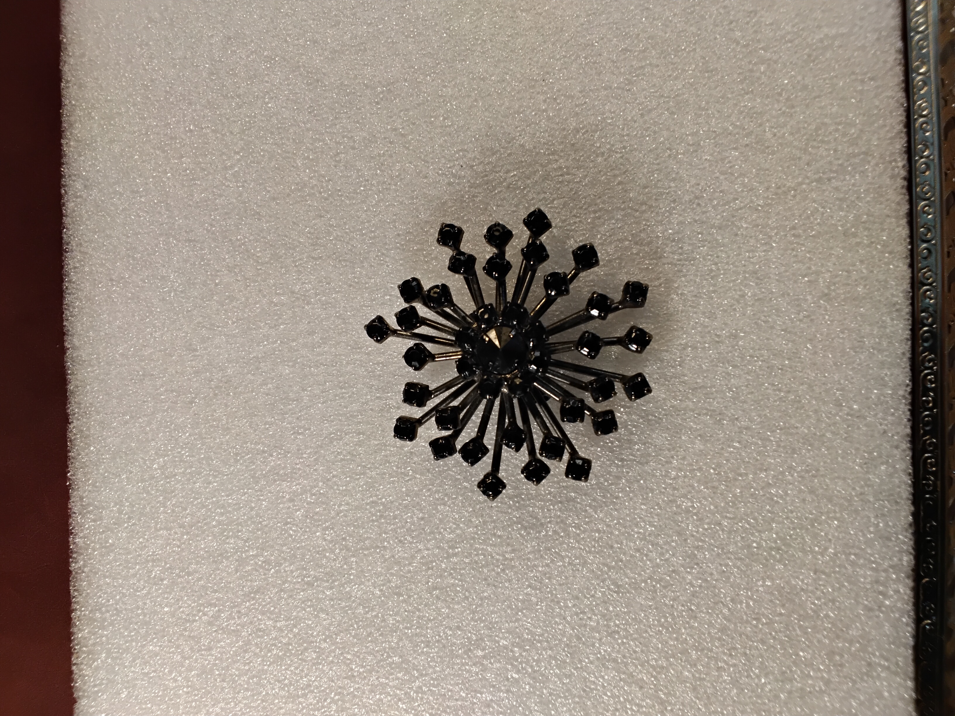 Black Diamond Starburst Form Brooch 