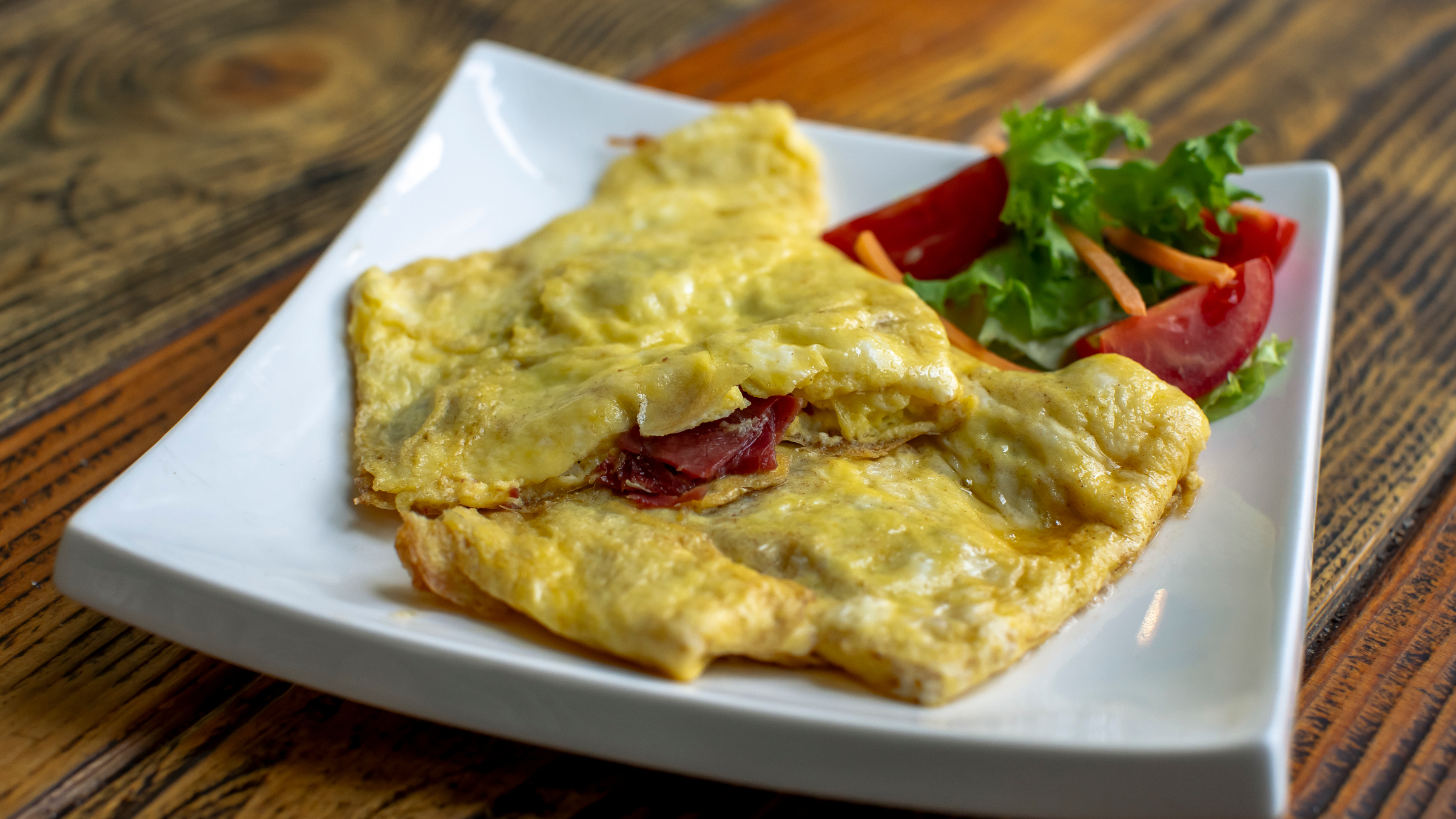 OMELET WITH BASTURMA