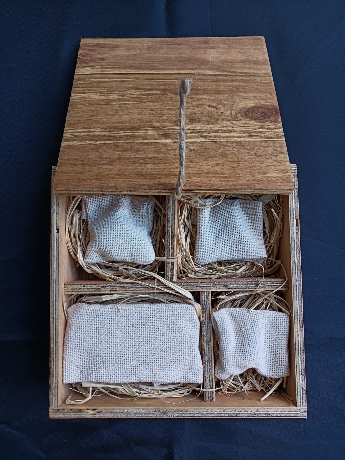 Eşik Fiziksel & Dijital Deneyim Kiti