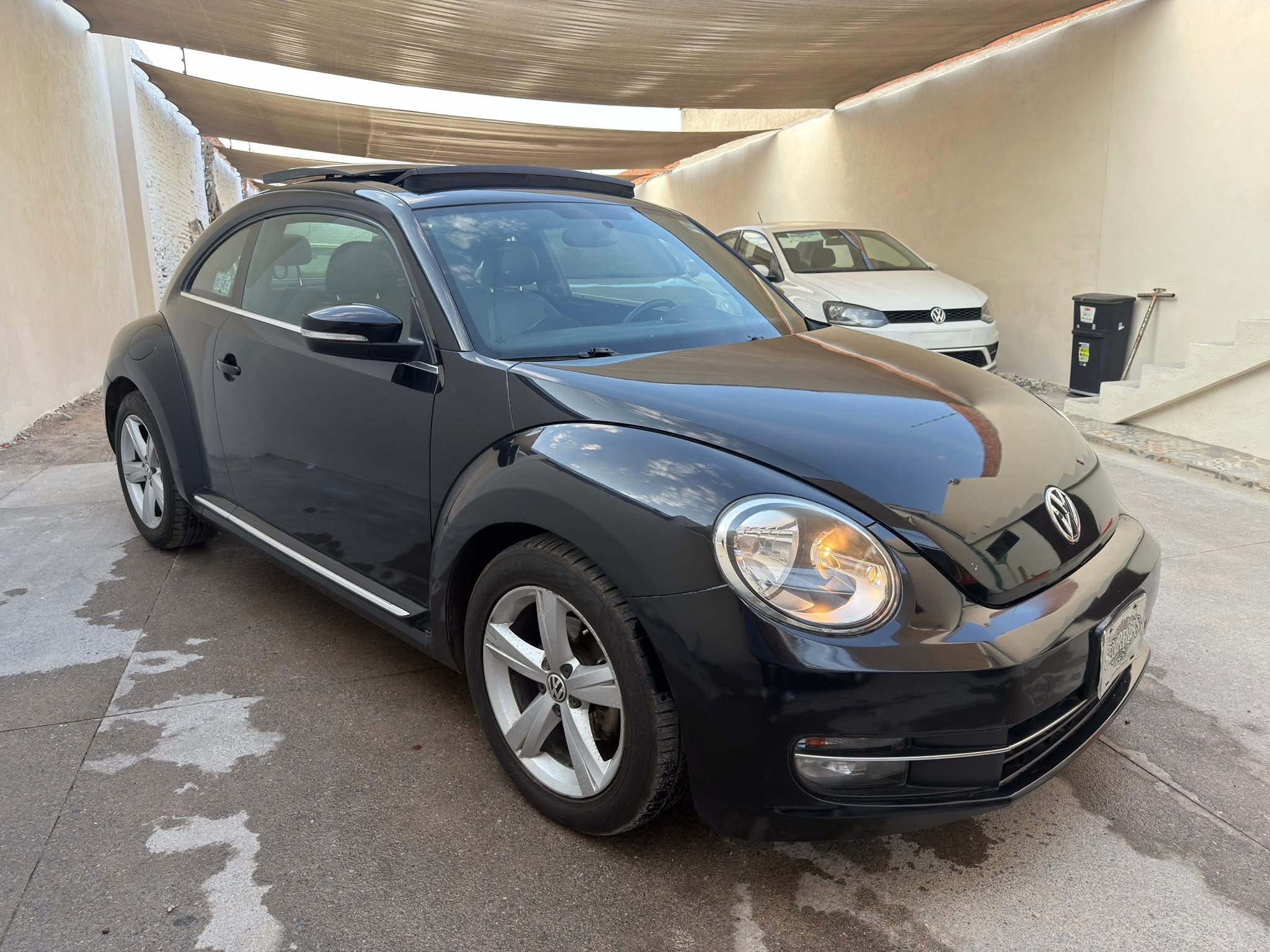 Volkswagen Beetle Sport 2015
