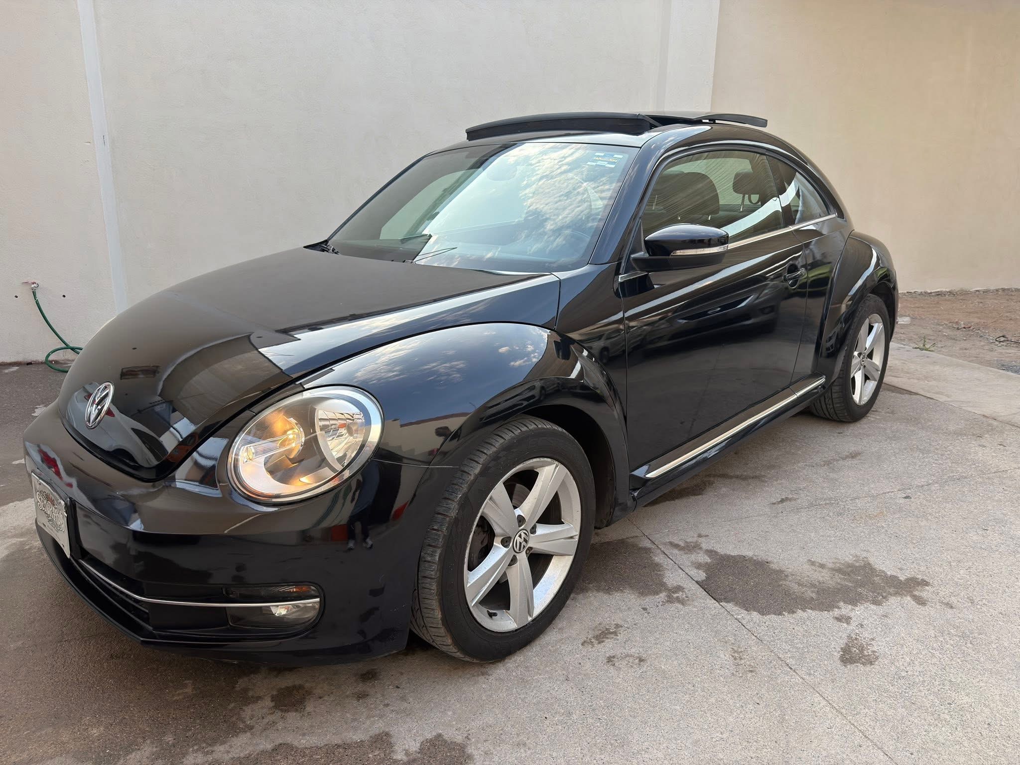Volkswagen Beetle Sport 2015