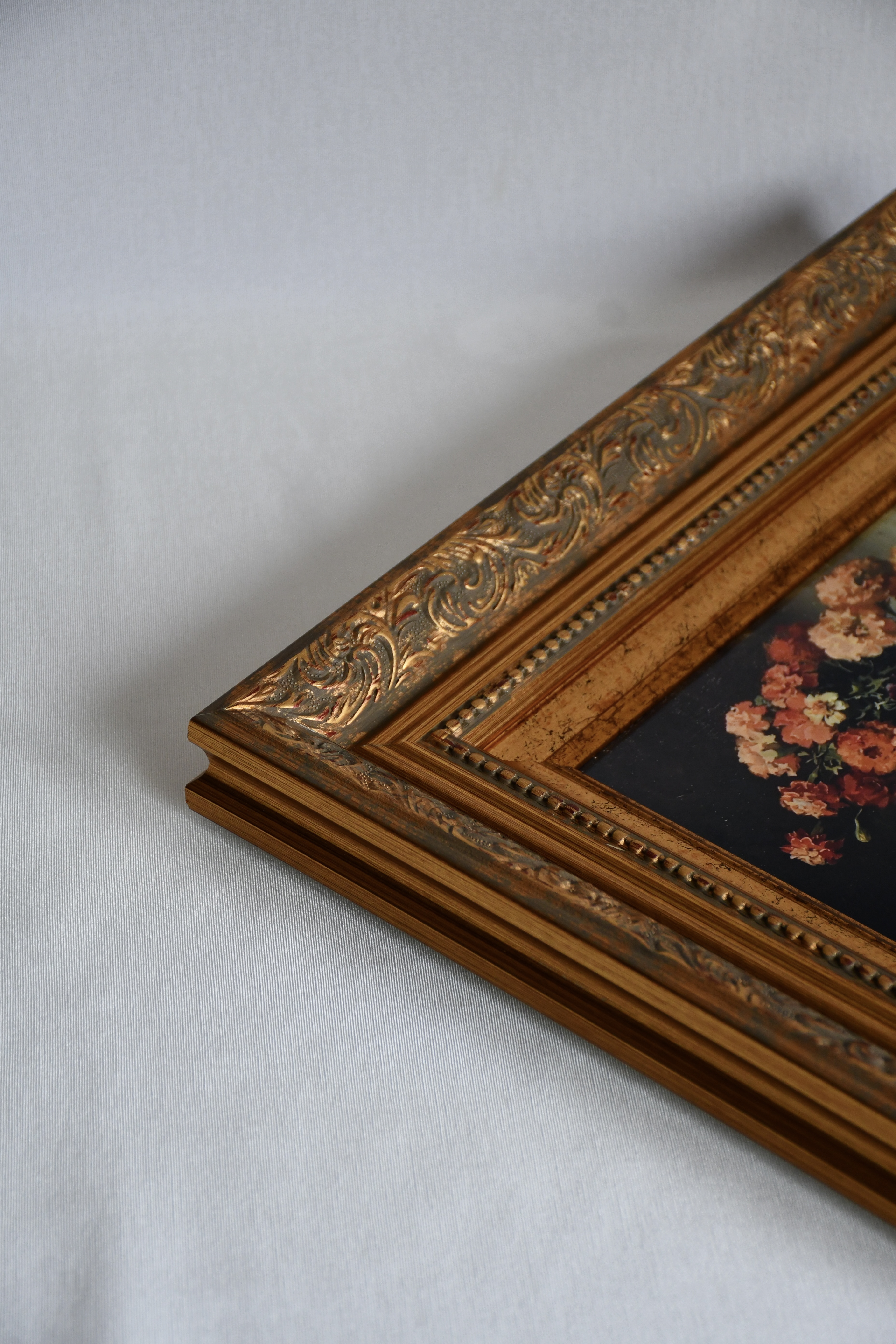 Golden Petals Vintage Çerçeveli Tablo