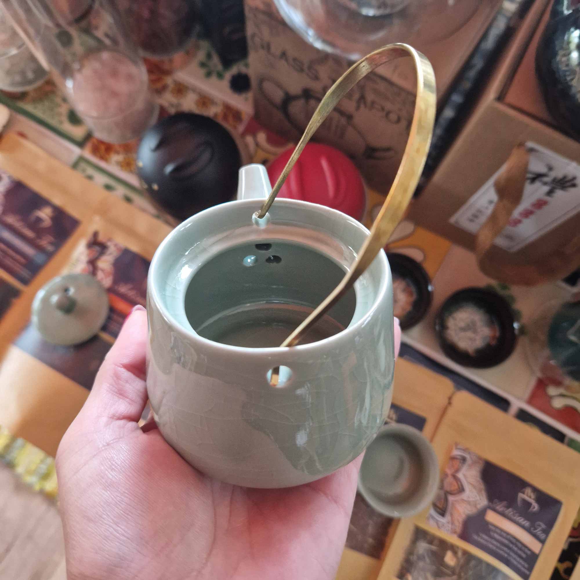 Jade Imperial – Set de Ceai din Ceramică (Ceainic și 2 Căni)