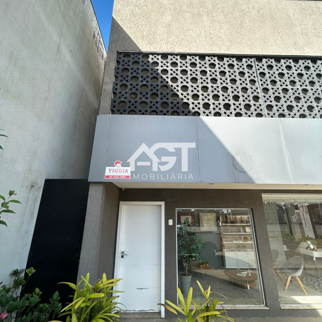 Apartamento Semimobiliado com Lareira e Muito Espaço!