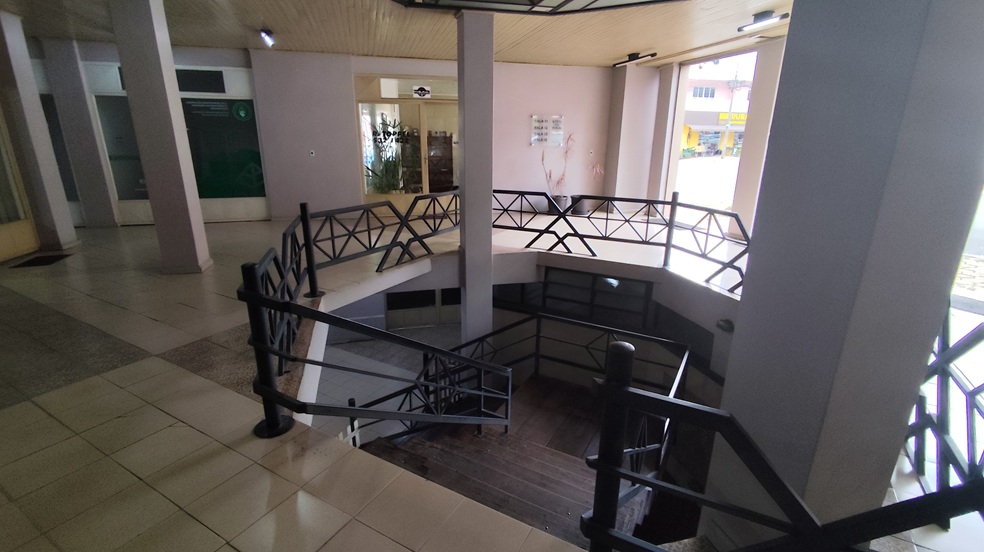 Prédio Comercial à Venda