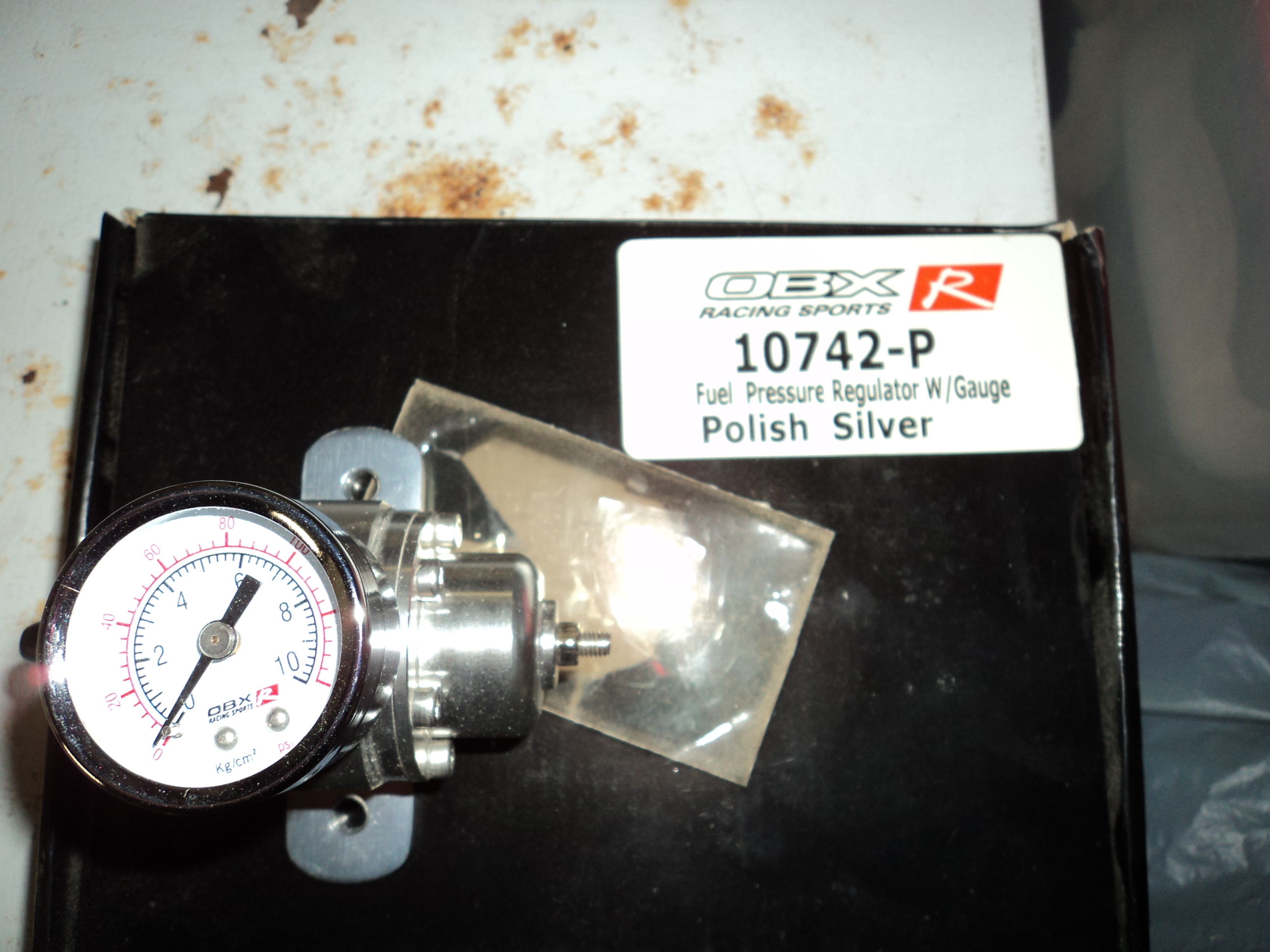 OBX Fuel Pressure Regulator w/ Gauge – Polish Silver (10742-P)