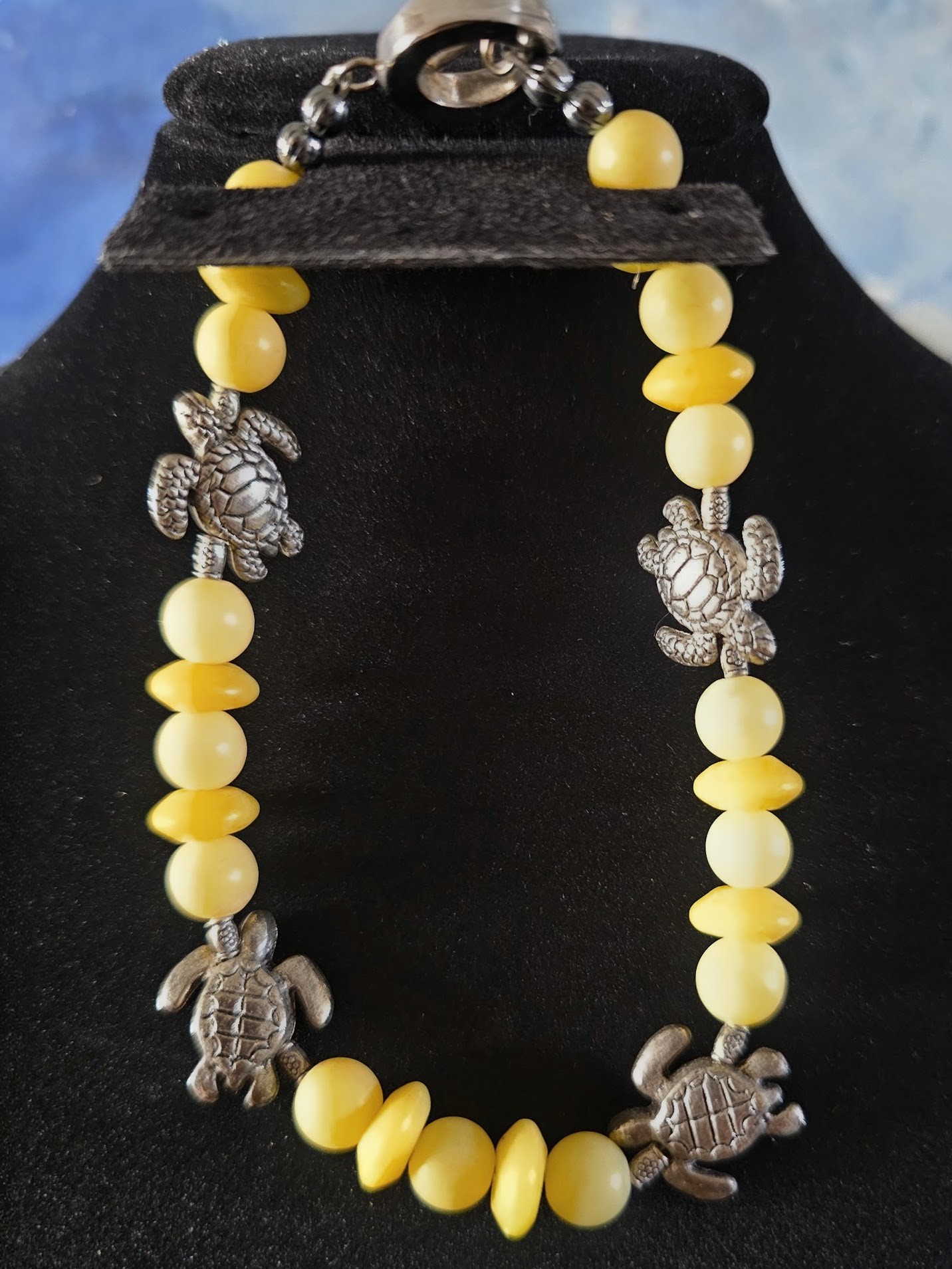 Banana jade round beaded turtle anklet (one-of-a-kind)