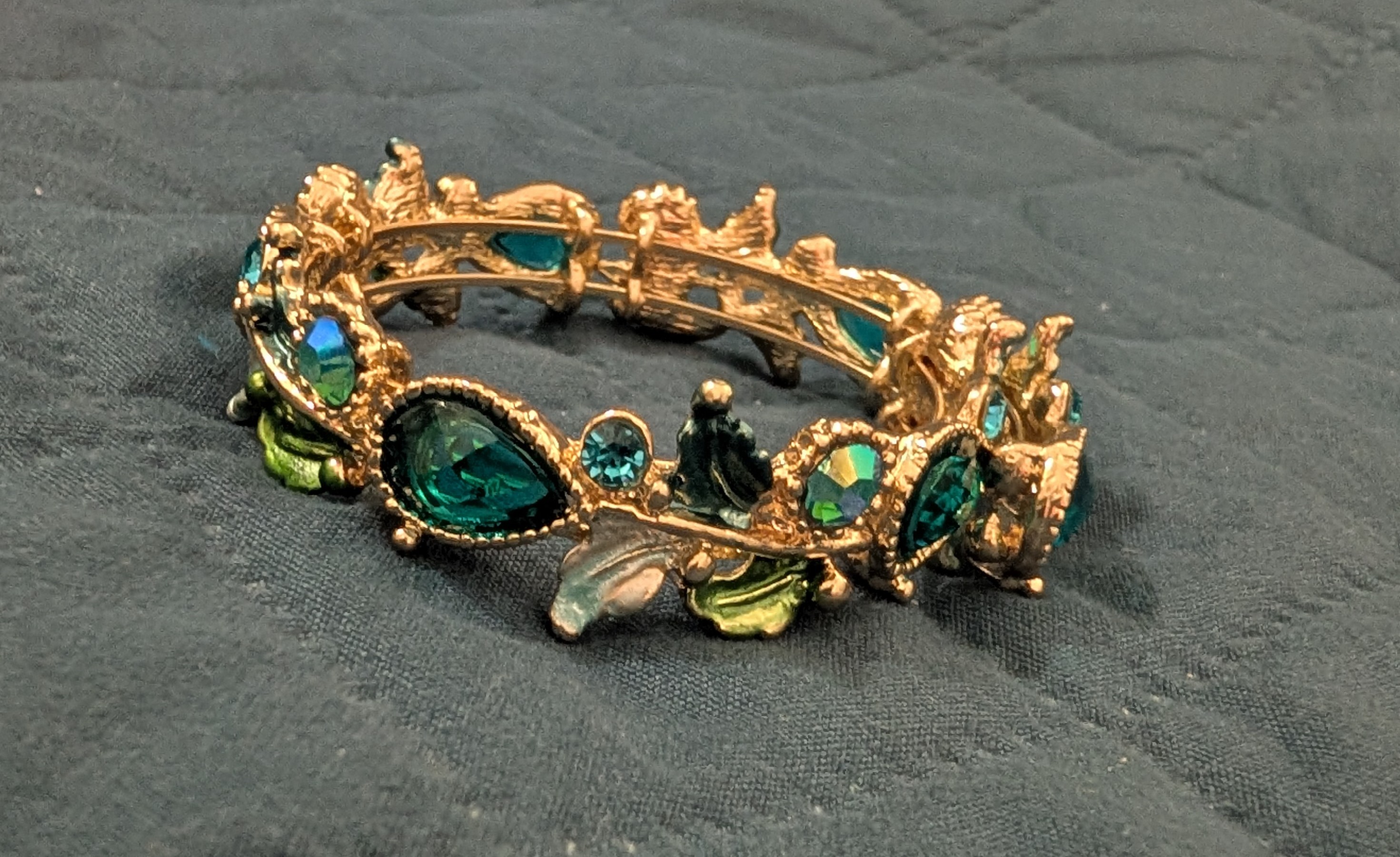 Green Leaf Rhodium-plated Bracelet-Mother's Day Bangle Collection