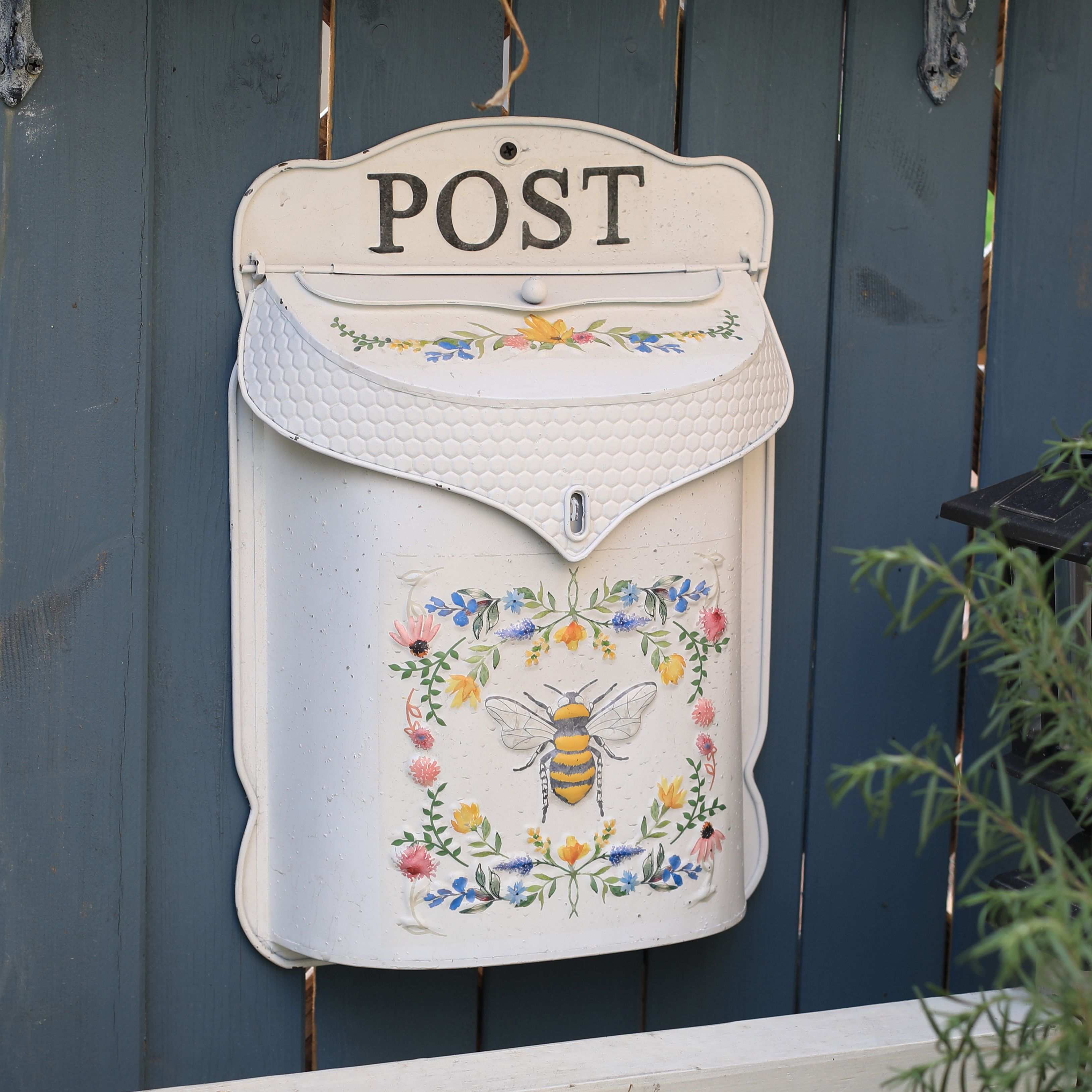 Caixa de Correio Abelha Vintage Floral