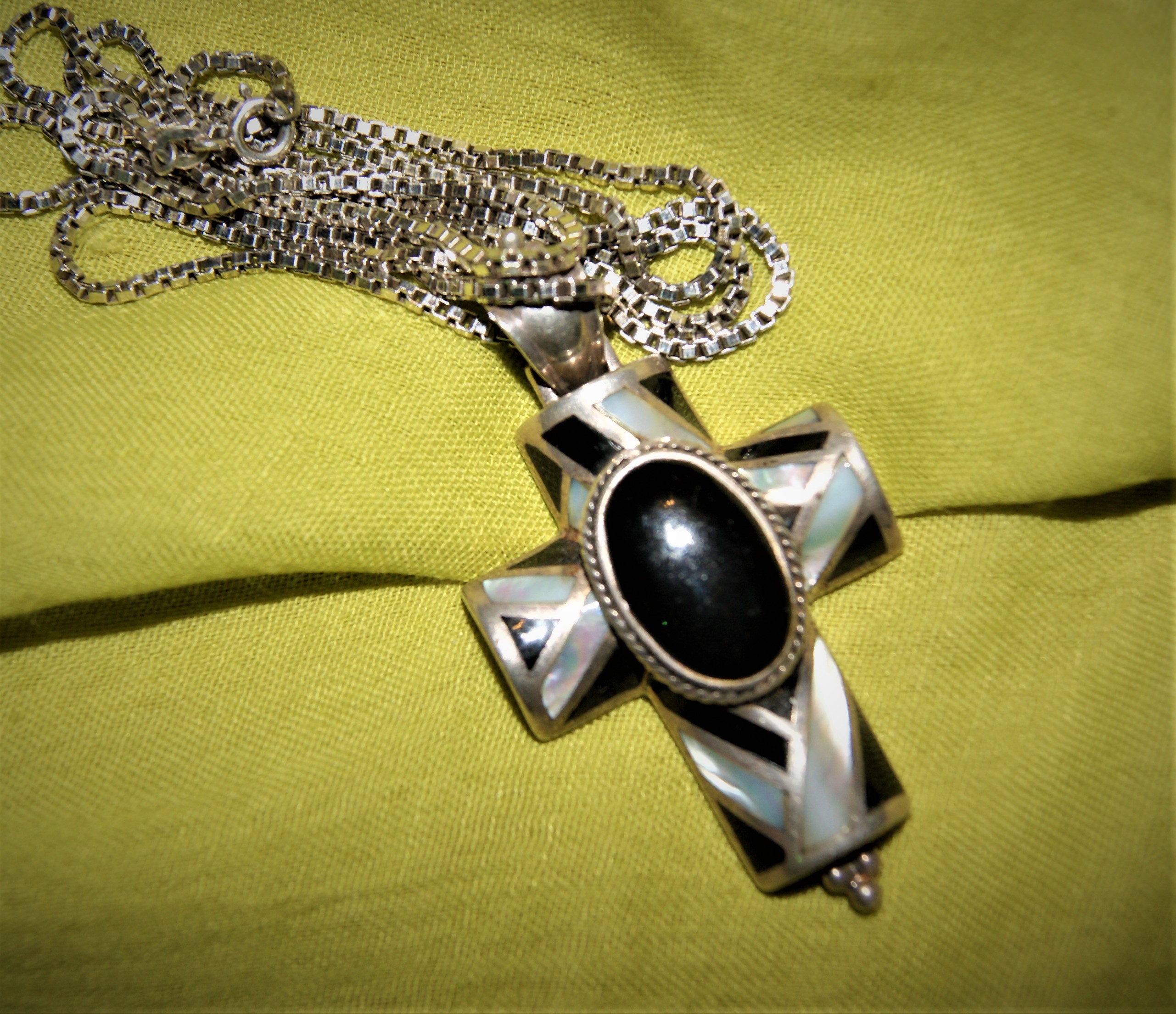 Navajo Pendant Cross. Onyx. Pearl. Sterling Silver. Heavy 28" Chain. c1970. Free World Ship