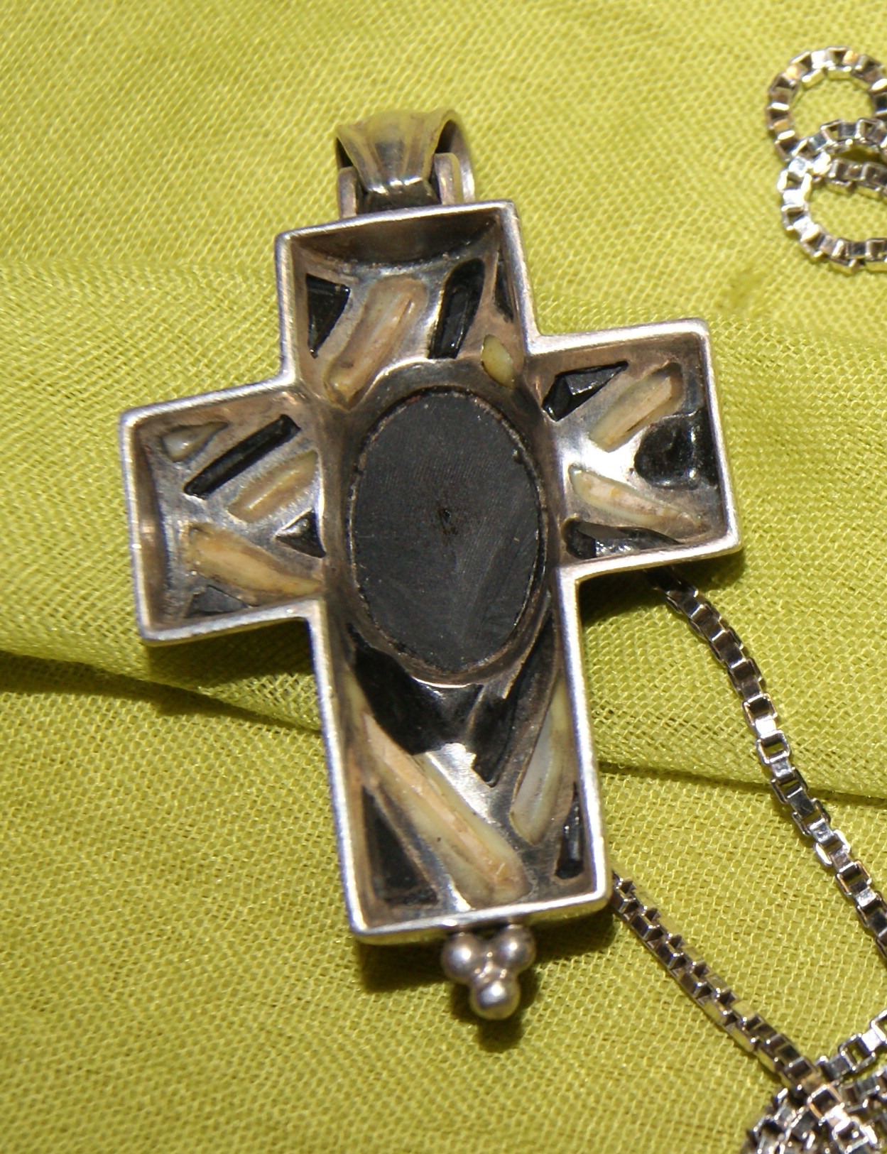 Navajo Pendant Cross. Onyx. Pearl. Sterling Silver. Heavy 28" Chain. c1970. Free World Ship