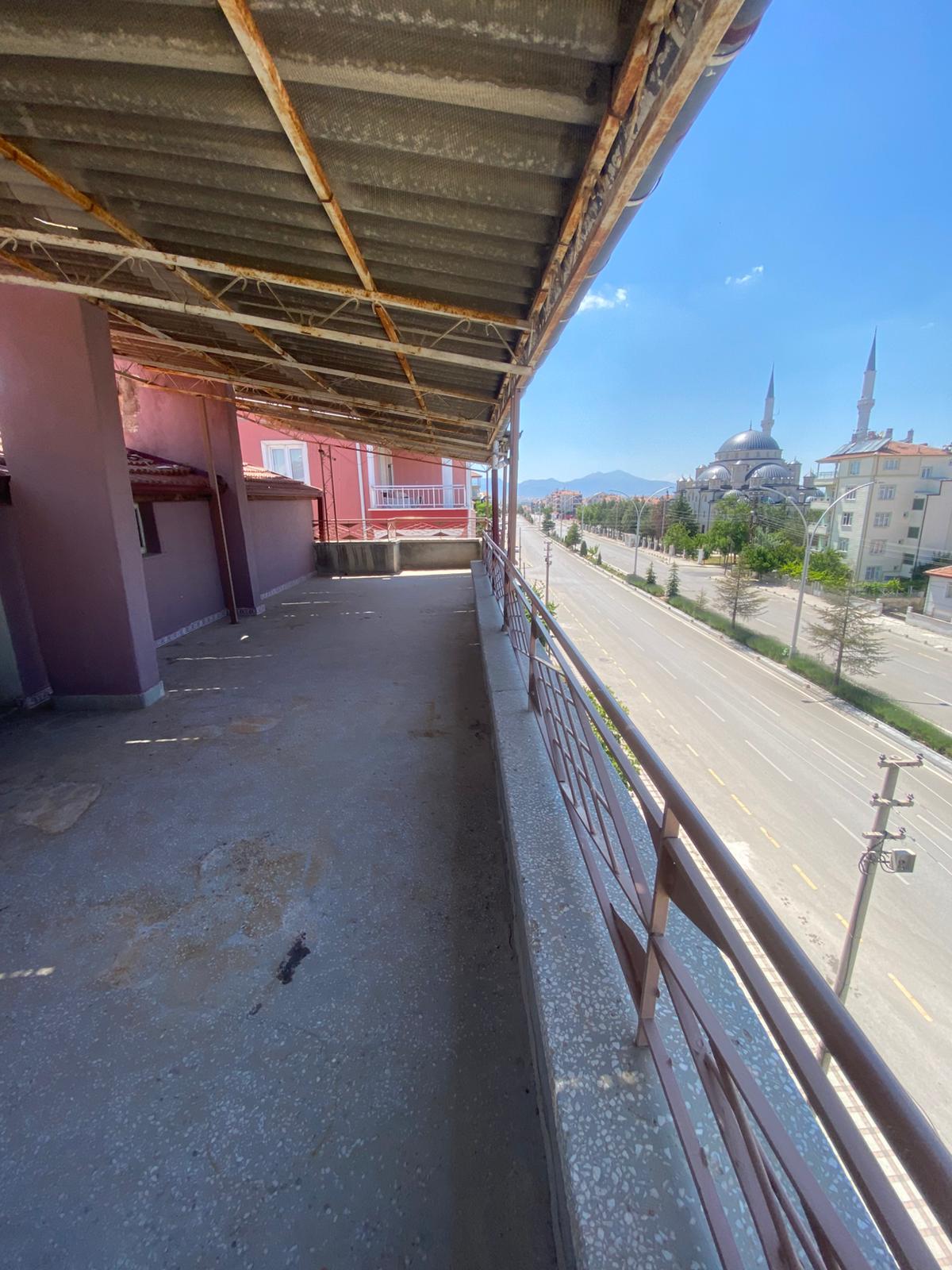 ZİYAGÖKALP MAHALLESİNDE  2+1   SOBALI