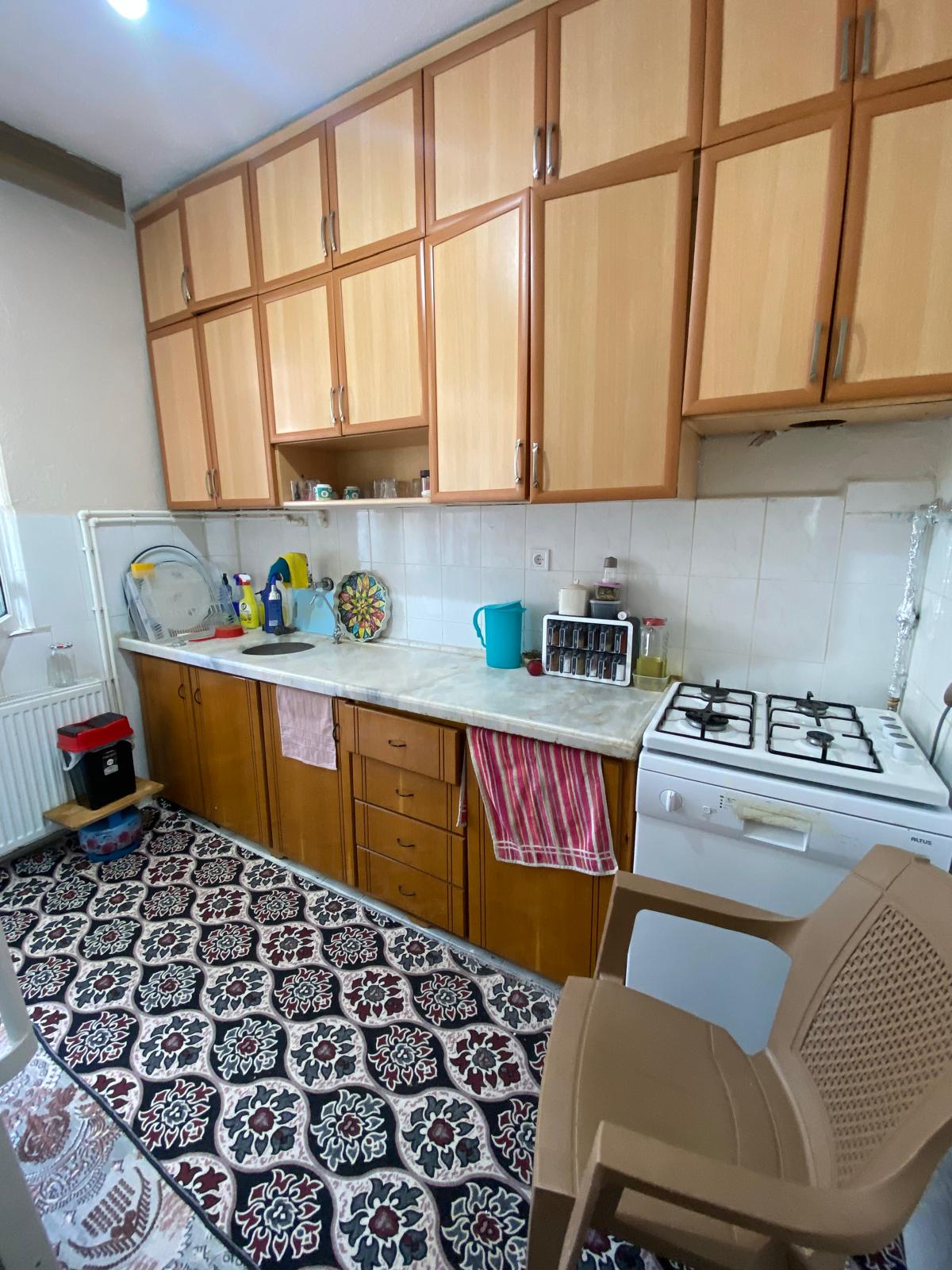 MANSURDEDE MAHALLESİNDE  2+1     120M2  YÜKSEK GİRİŞ