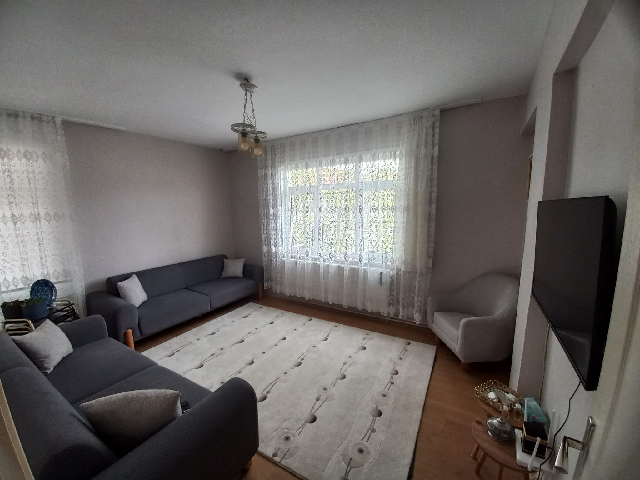 VALİDE SULTAN MAHALLESİNDE  3+1    120M2  4 KATLININ 4 KATI