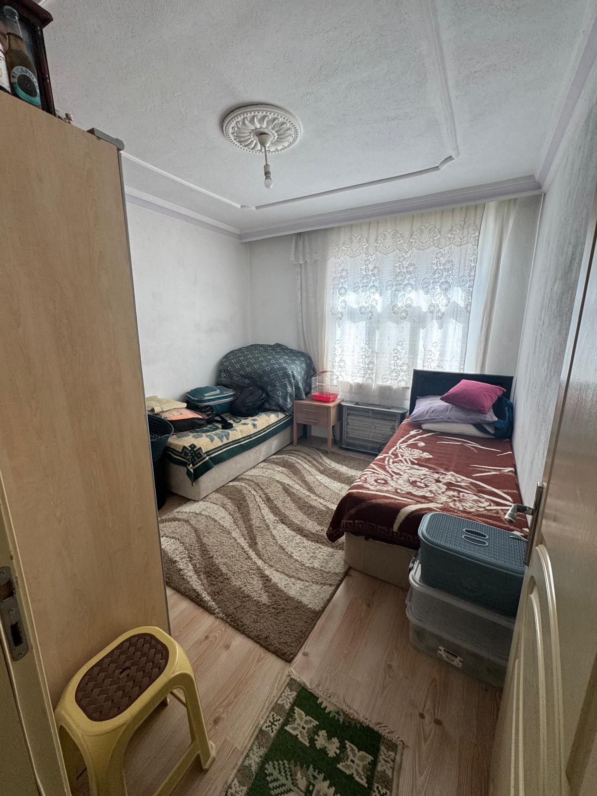 MÜMİNE HATUN MAHALLESİNDE SATILIK  MÜSTAKİL EV