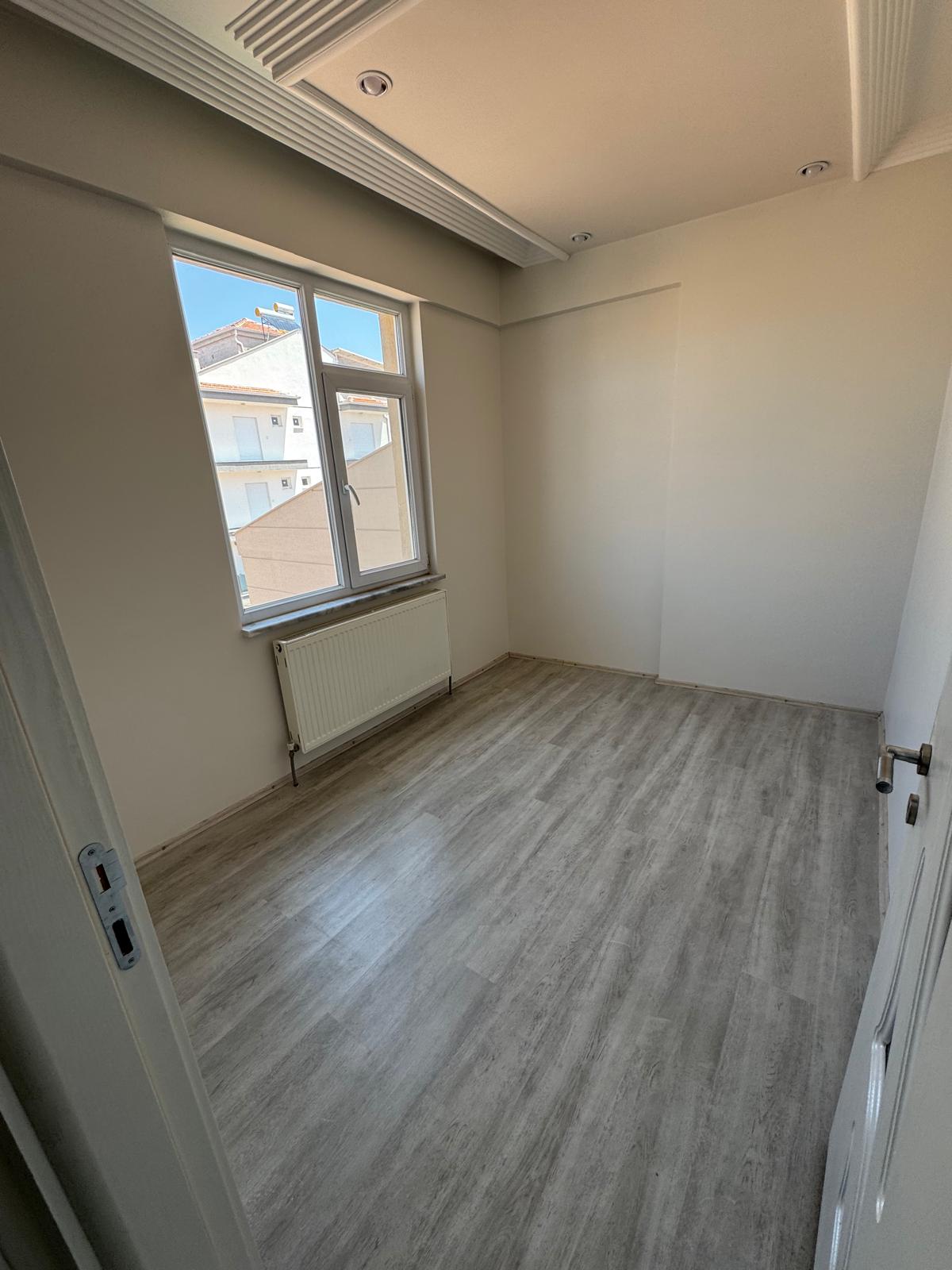 PİRİREİS MAHALLESİNDE 3+1 100 M2