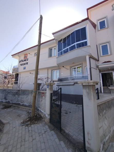 GEVHER HATUN MAHALLESİNDE  1+1 BAGIMSIZ MUTFAK  GENİŞ BALKON
