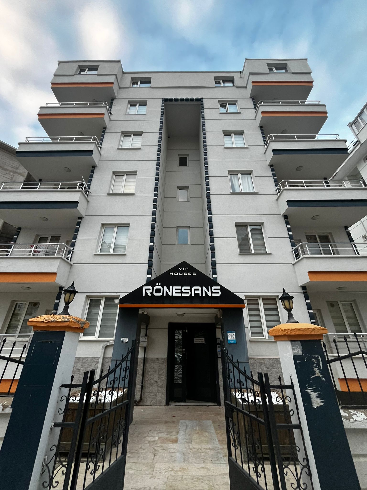 TABDUK EMRE MAHALLESİ  1+1 VE 1+0 APART DAİRE SEÇENEKLERİ