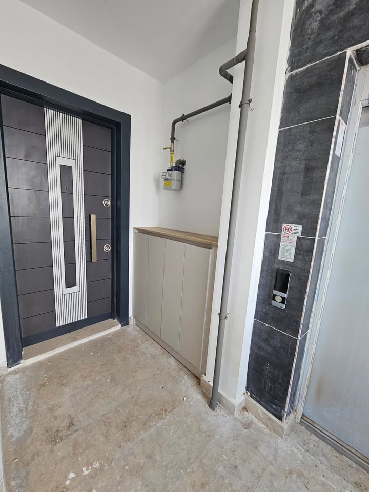 YENİŞEHİR MAHALLESİNDE  3+1 150 M2