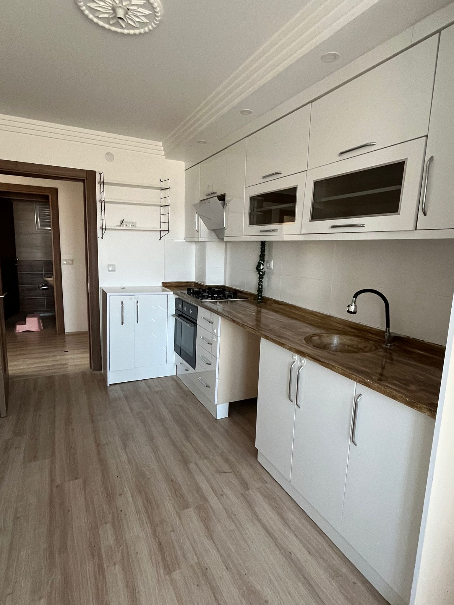 KİRALIK DAİRE 3+1 135 M2 URGAN MAHALLESİNDE  ATAYURT KONUTLARINDA