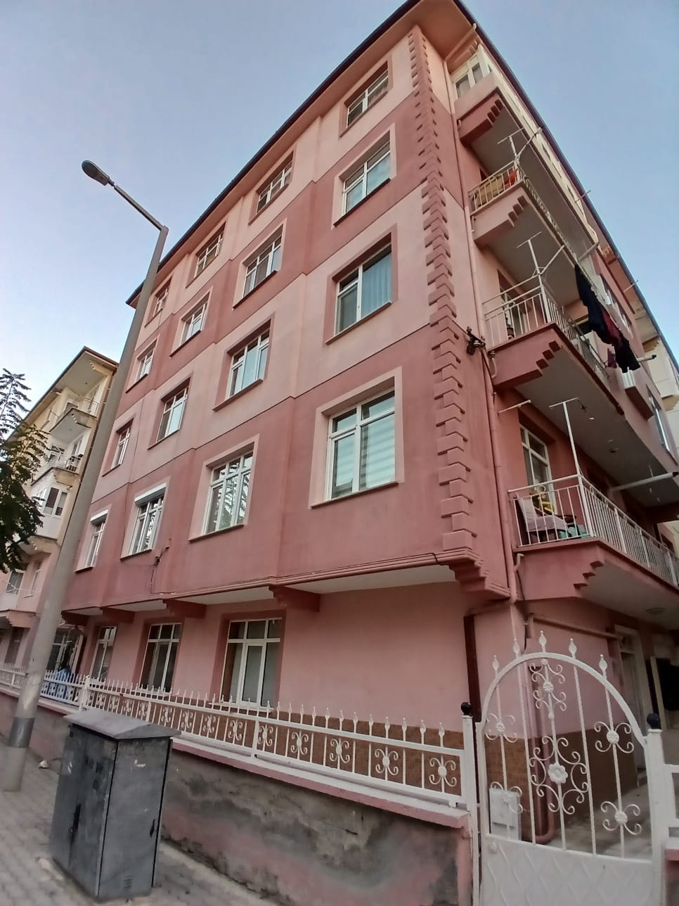KİRALIK DAİRE 2+1  100 M2  NEFİSE SULTAN MAHALLESİ   