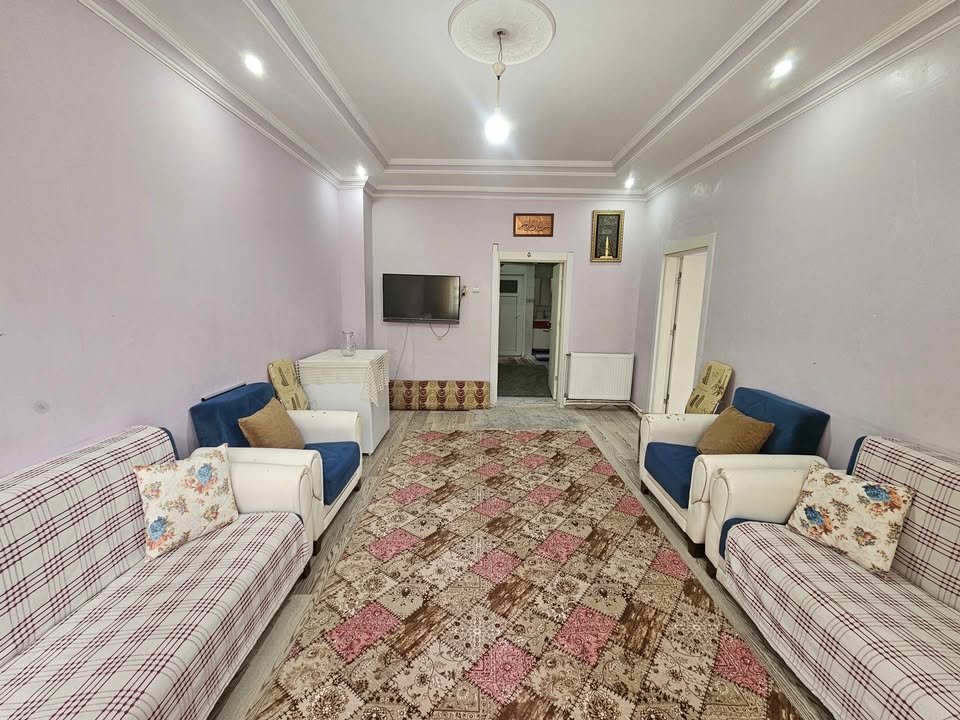 ALACASULUK MAHALLESİ 2+1  110 M2 NET 