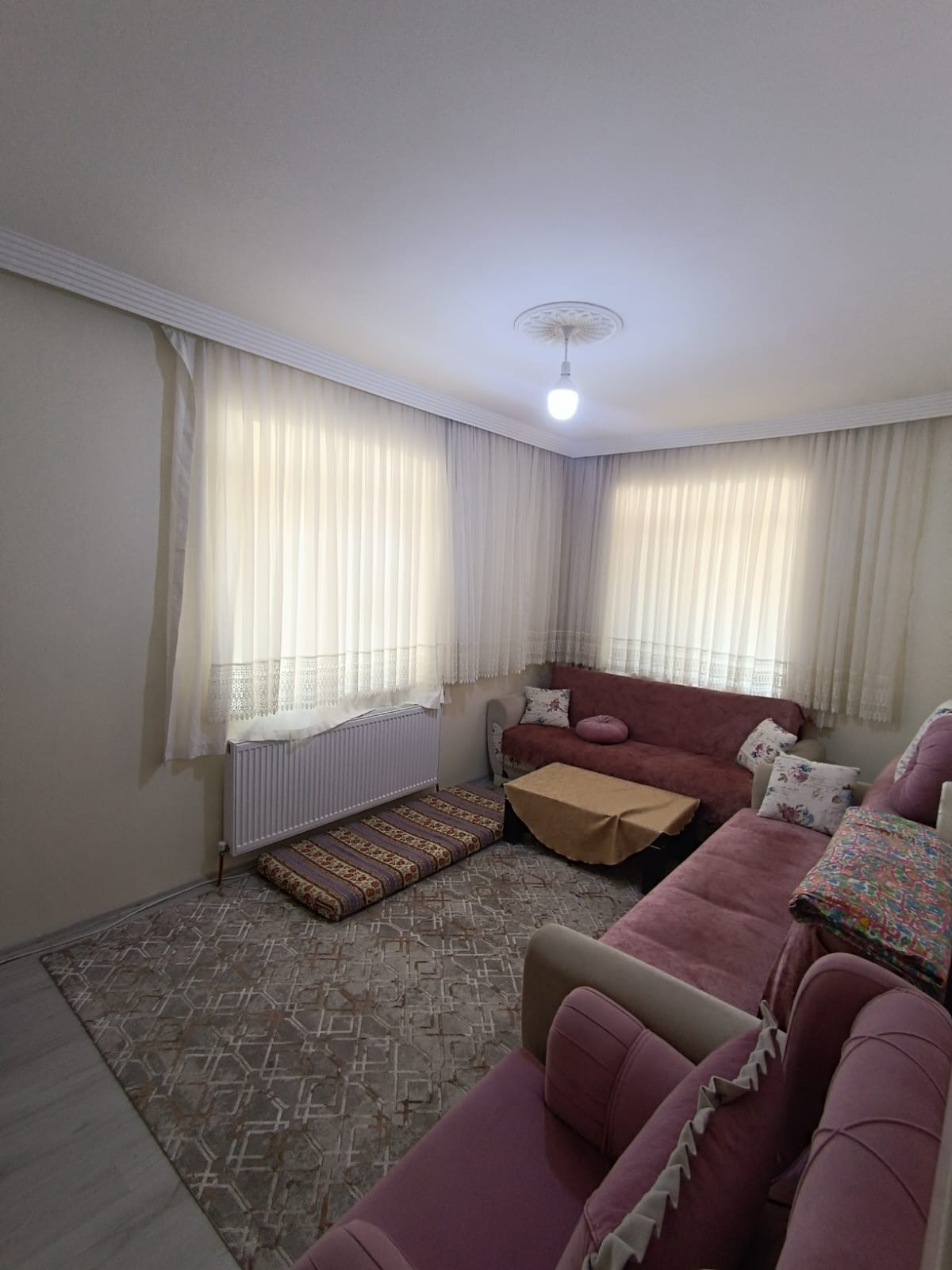 KAZIM KARABEKİR MAHALLESİNDE  3+1   120 M2