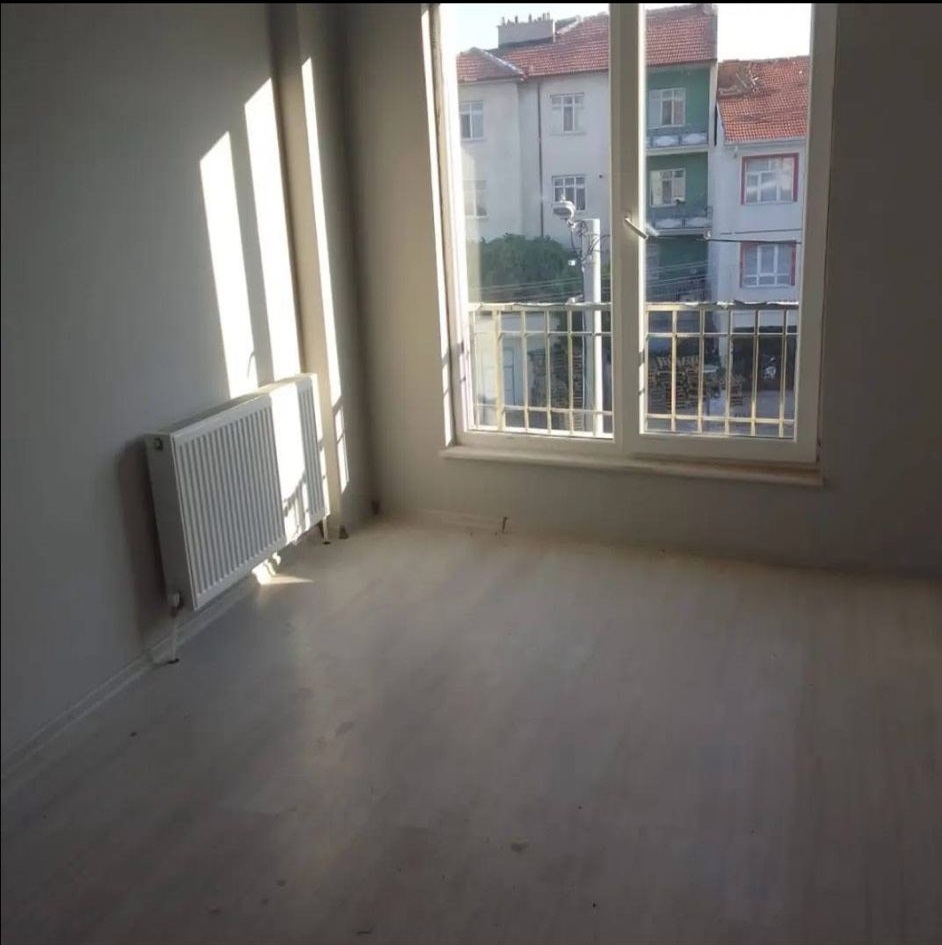 YENİ MAHALLEDE SATILIK APART  1+1  45 M2 KULLANIM ALANI  BAĞIMSIZ MUTFAK