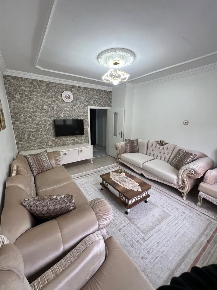 CUMARTESİ PAZARI MEVKİ 3+1 135 M2