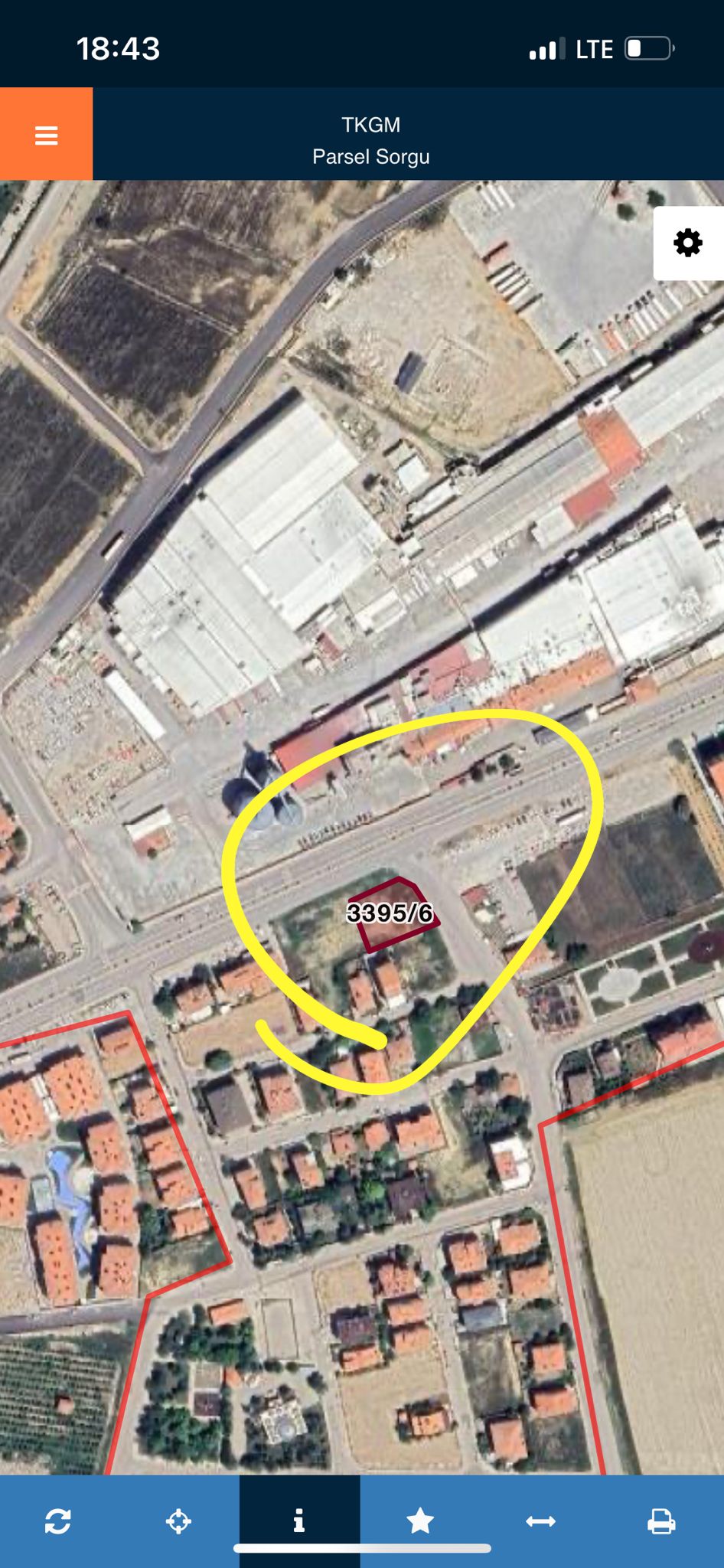 CUMHURİYET MAHALLESİNDE ANA YOL ÜZERİ 960 M2 ARSA