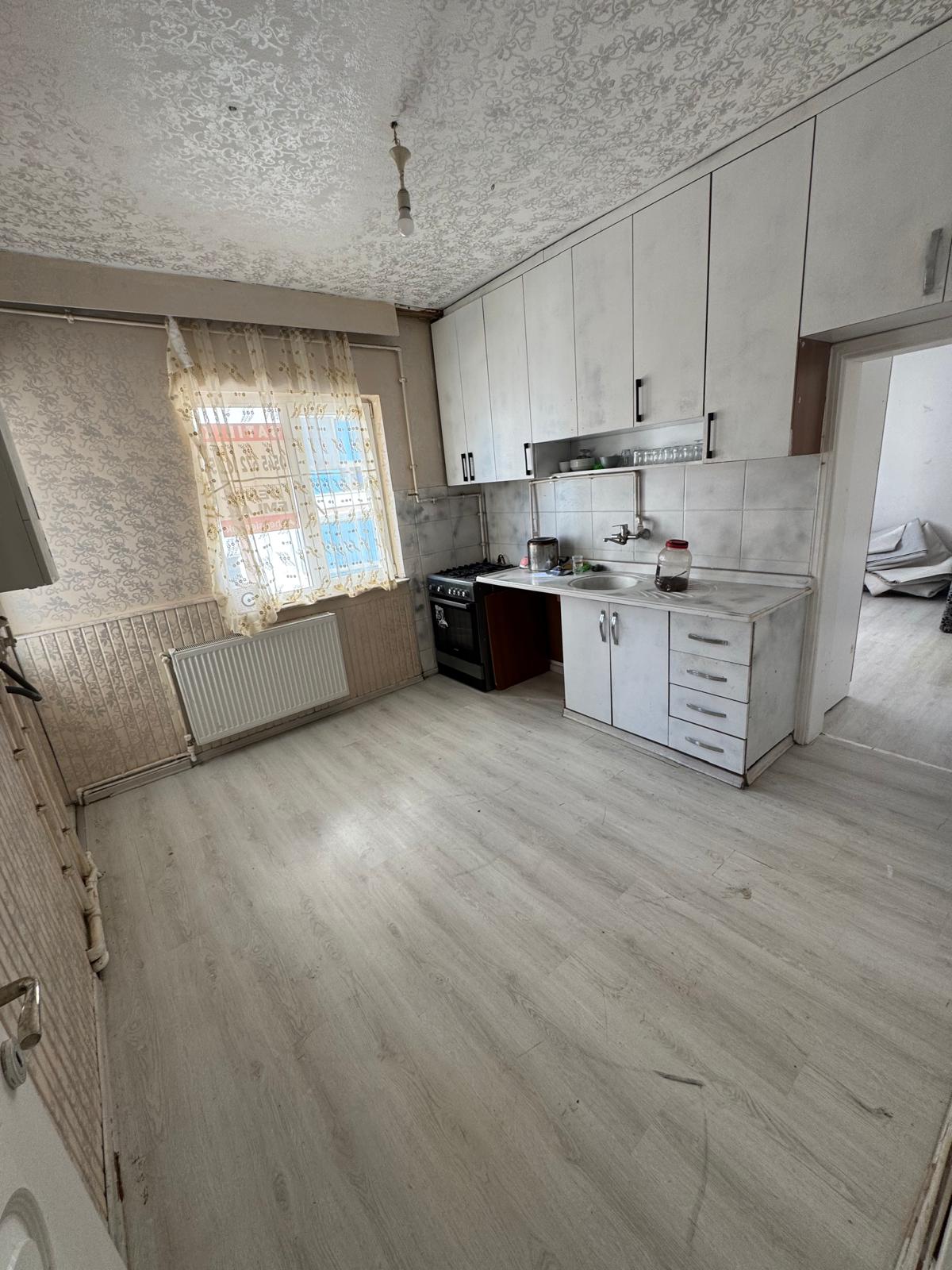 GAZİDÜKKAN MAHALLESİNDE 3+1 135 M2