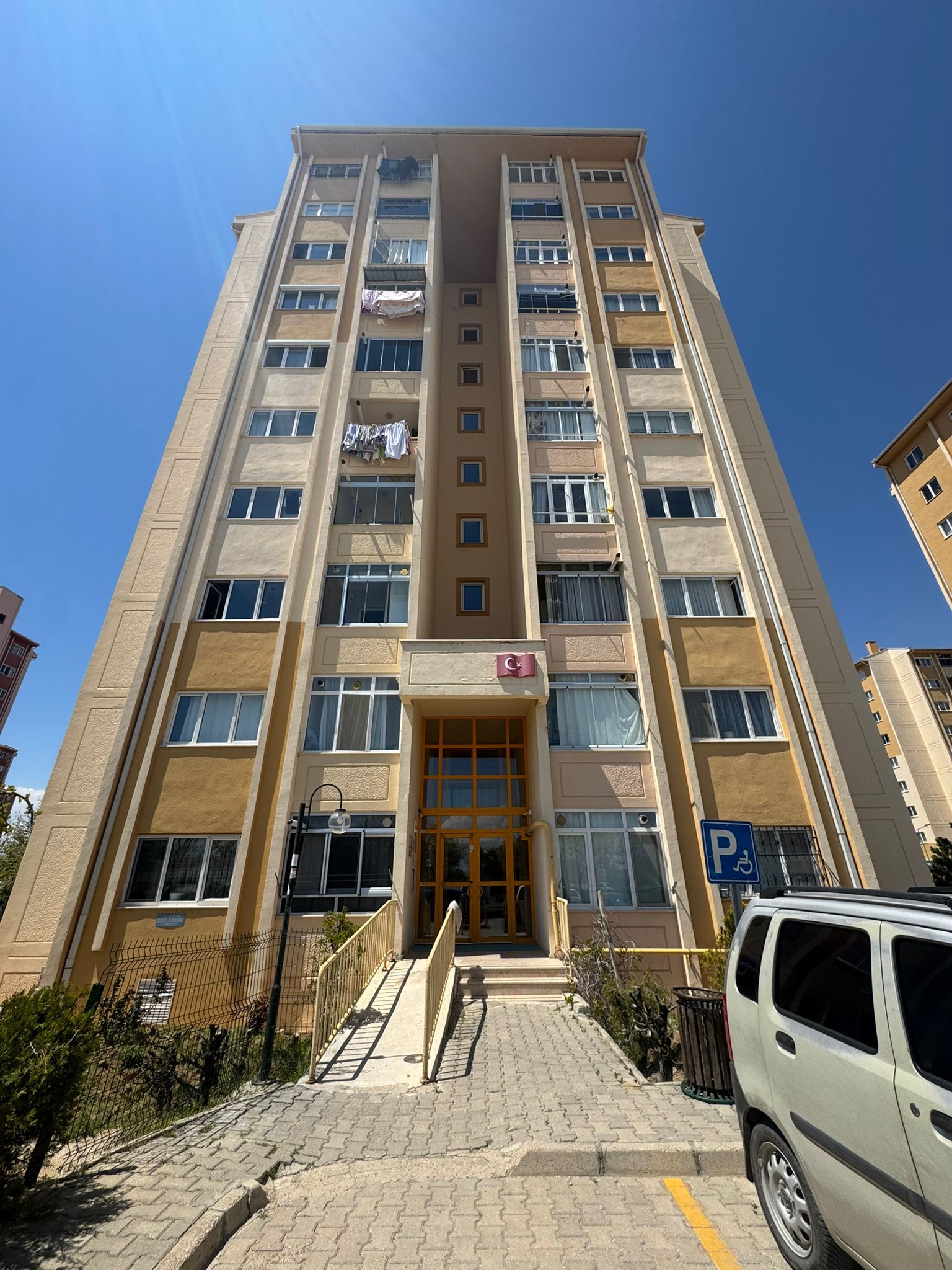 KİRALIK DAİRE 2 TOKİ KONUTLARINDA 2+1   ARA KAT 7 KAT