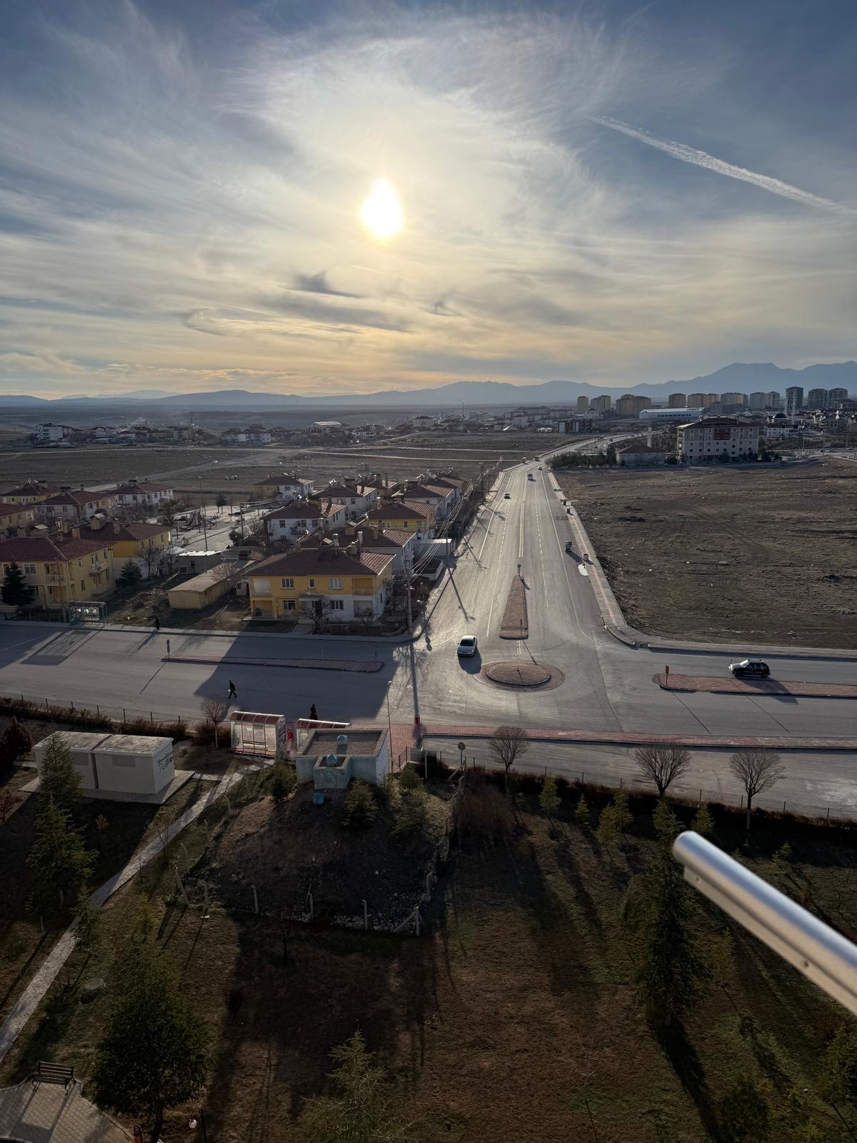 2 TOKİ KONUTLARINDA 2+1 90 M2